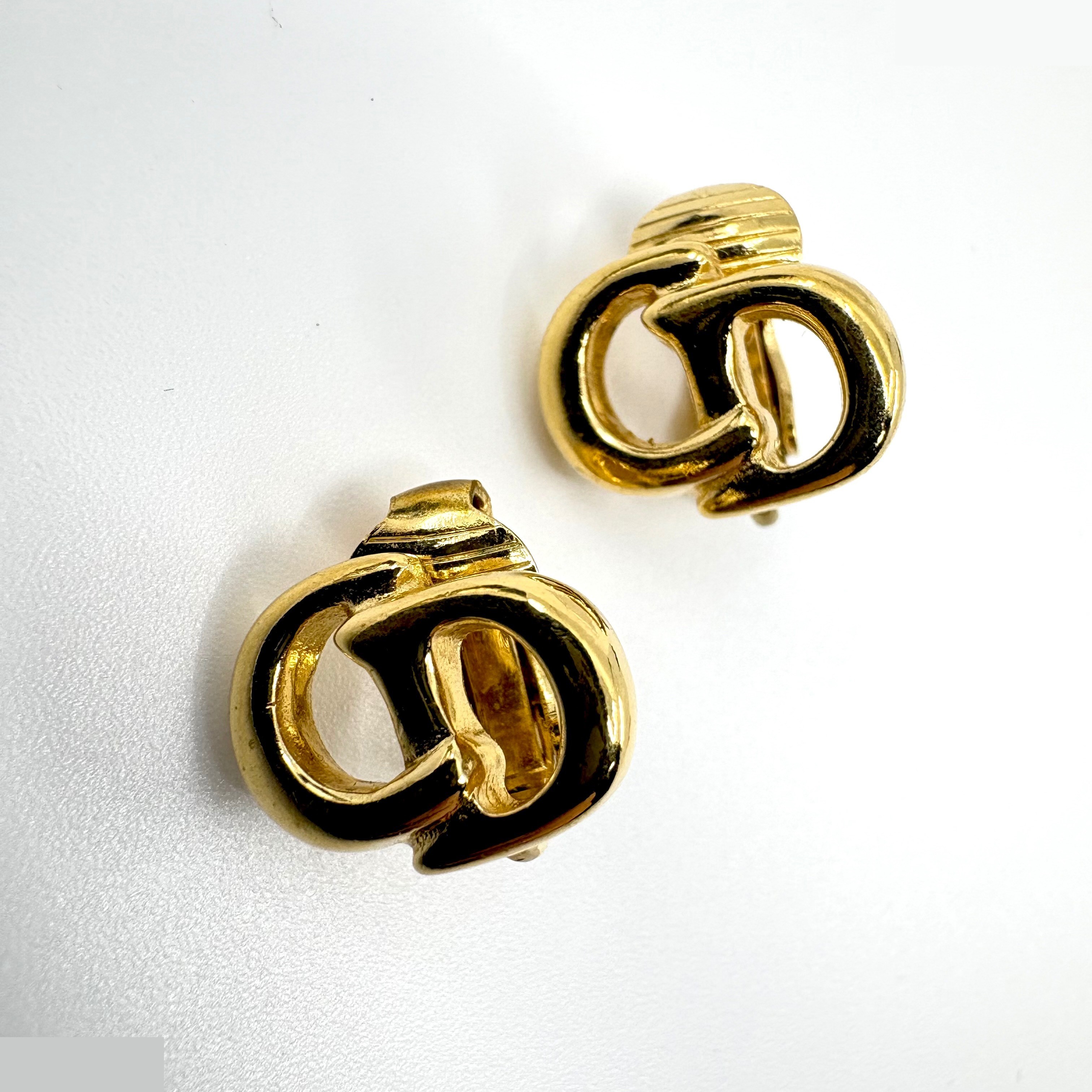 Trotter (precious metal) earrings — view 2