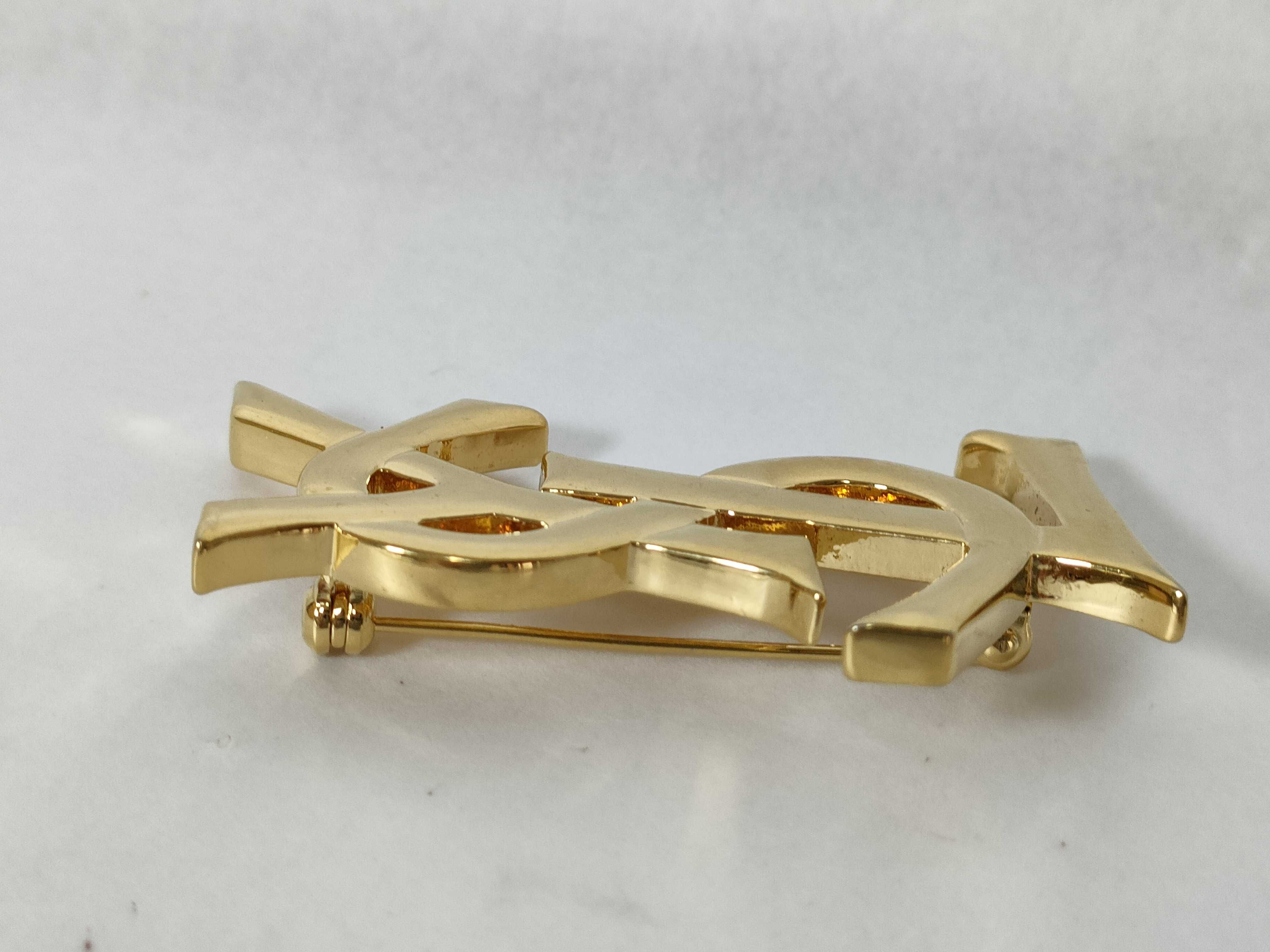 Cassandra Brooch — view 3