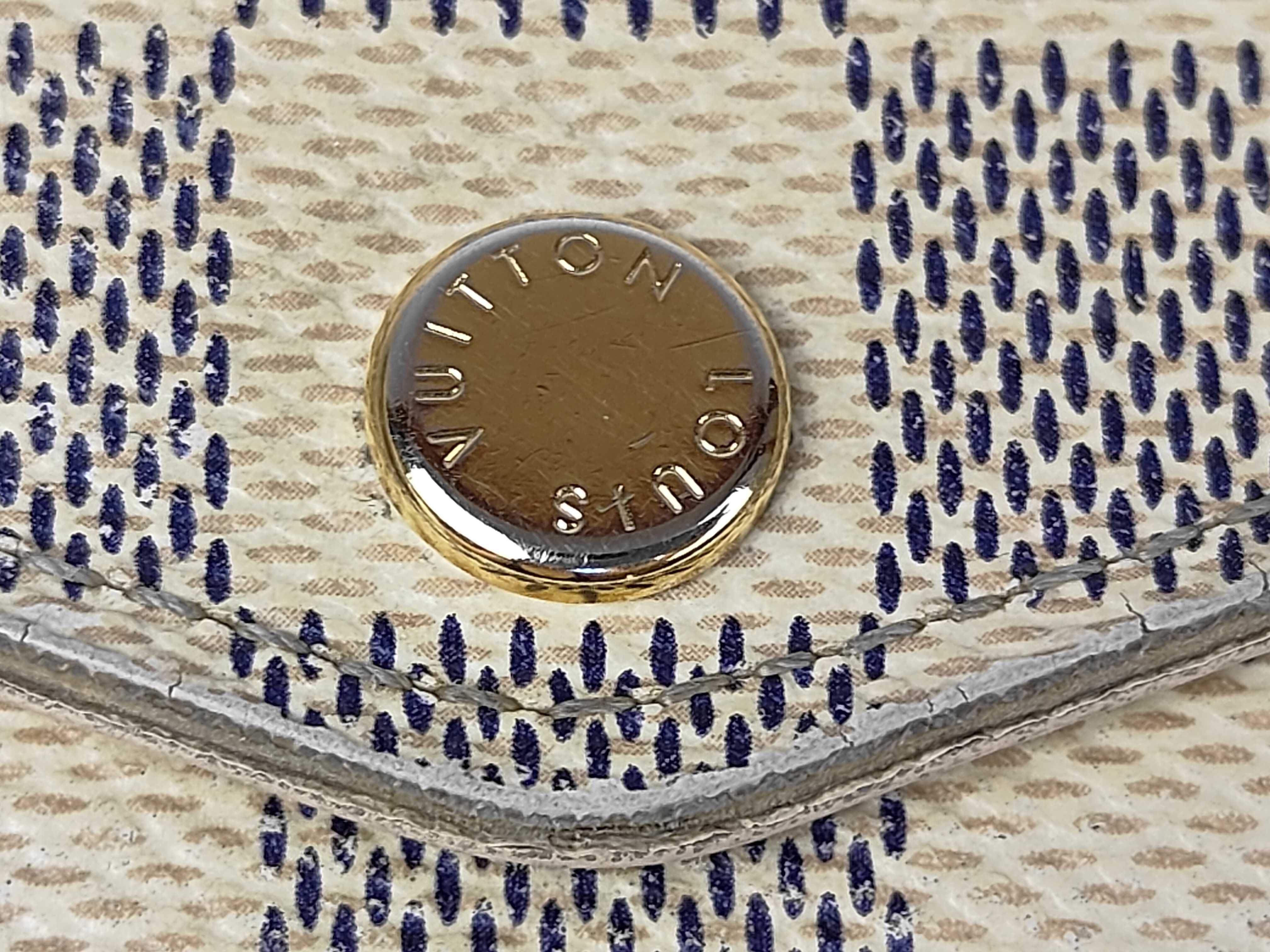 Damier Azur Portefeuille Sarah Wallet — view 7
