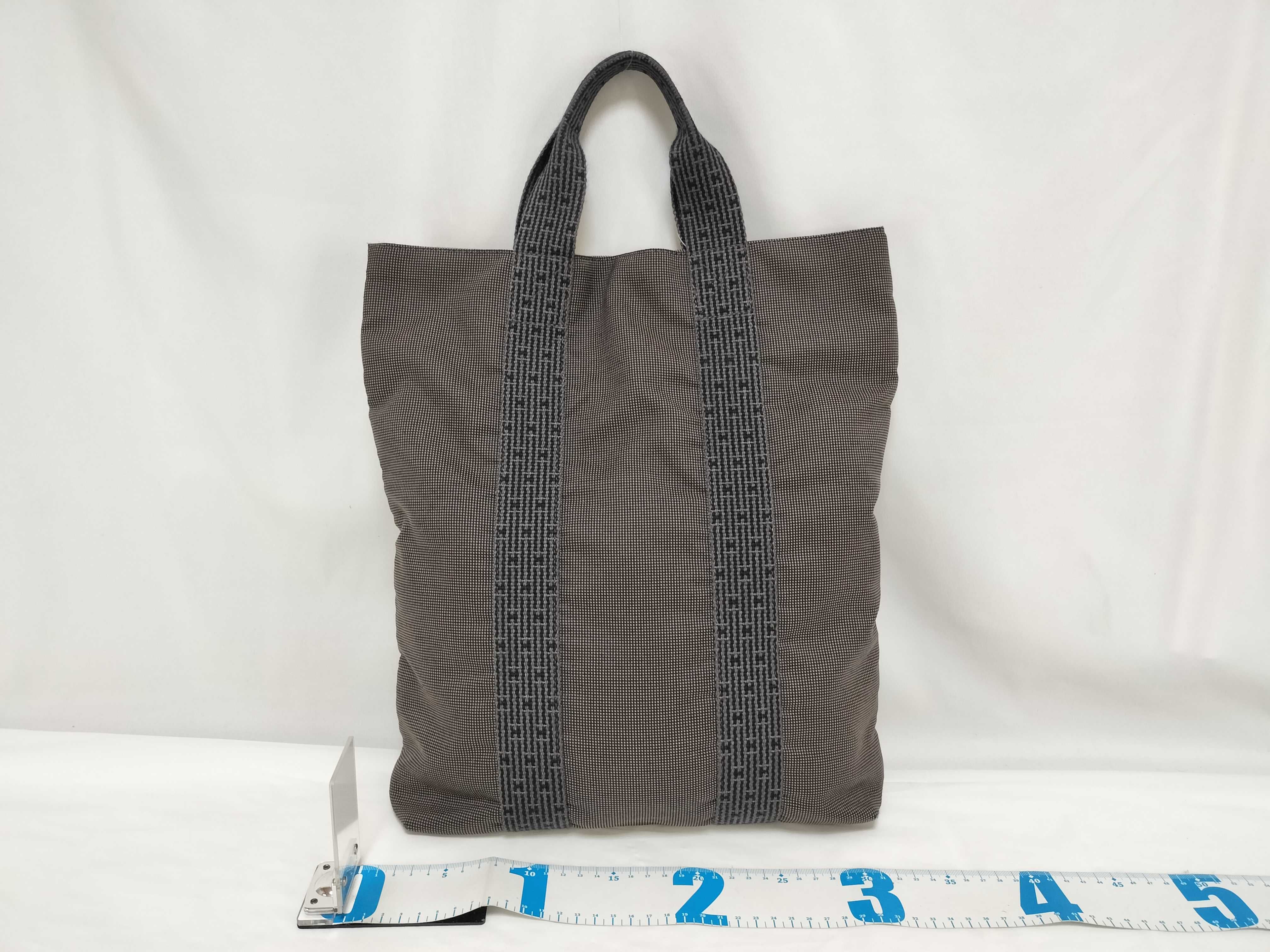 Herline Cabas Tote Bag — view 2