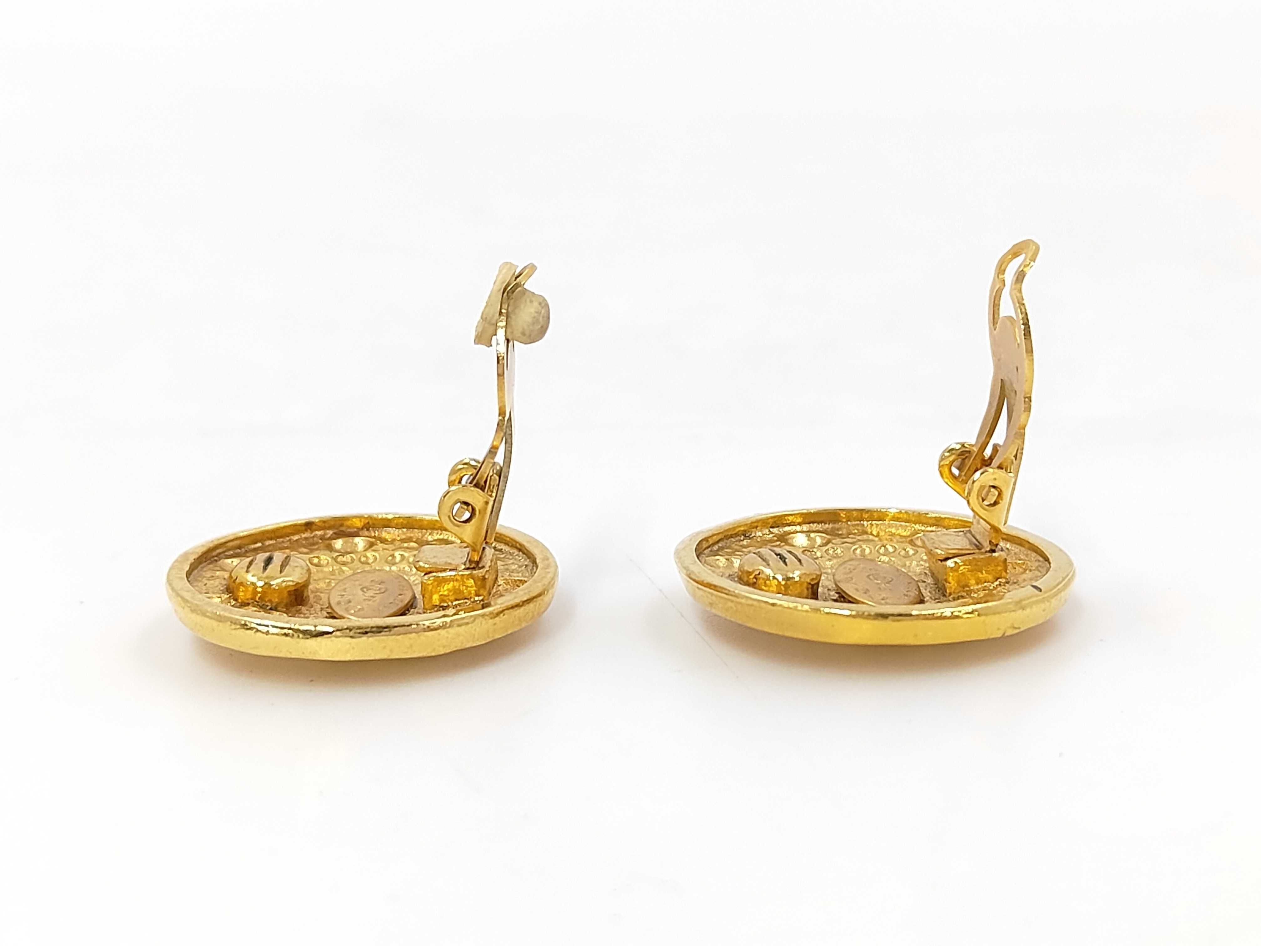 earrings — view 3