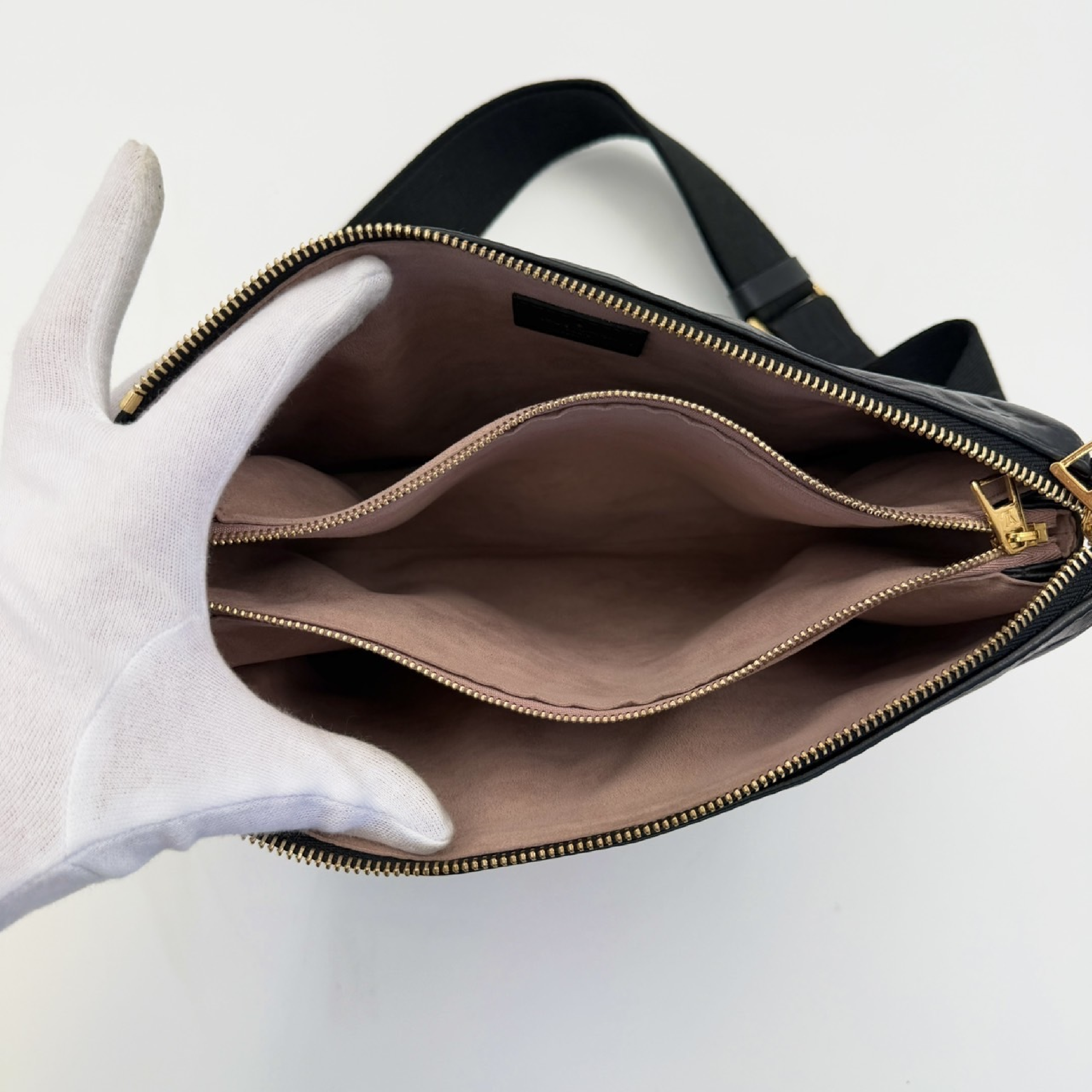 Coussin BB Noir Chain Shoulder Bag — view 6