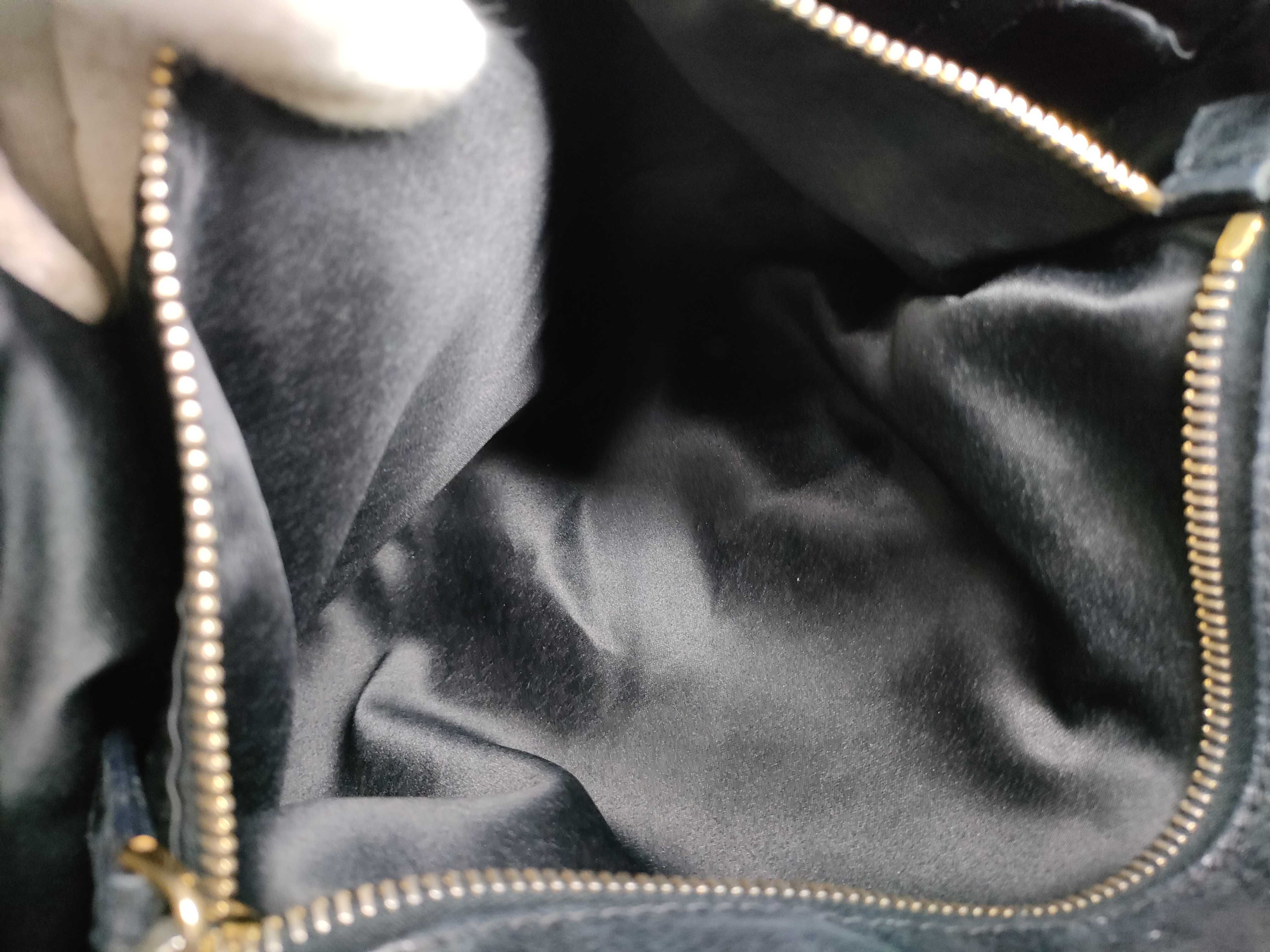 Vitello Luxe/Black Handbag — view 11