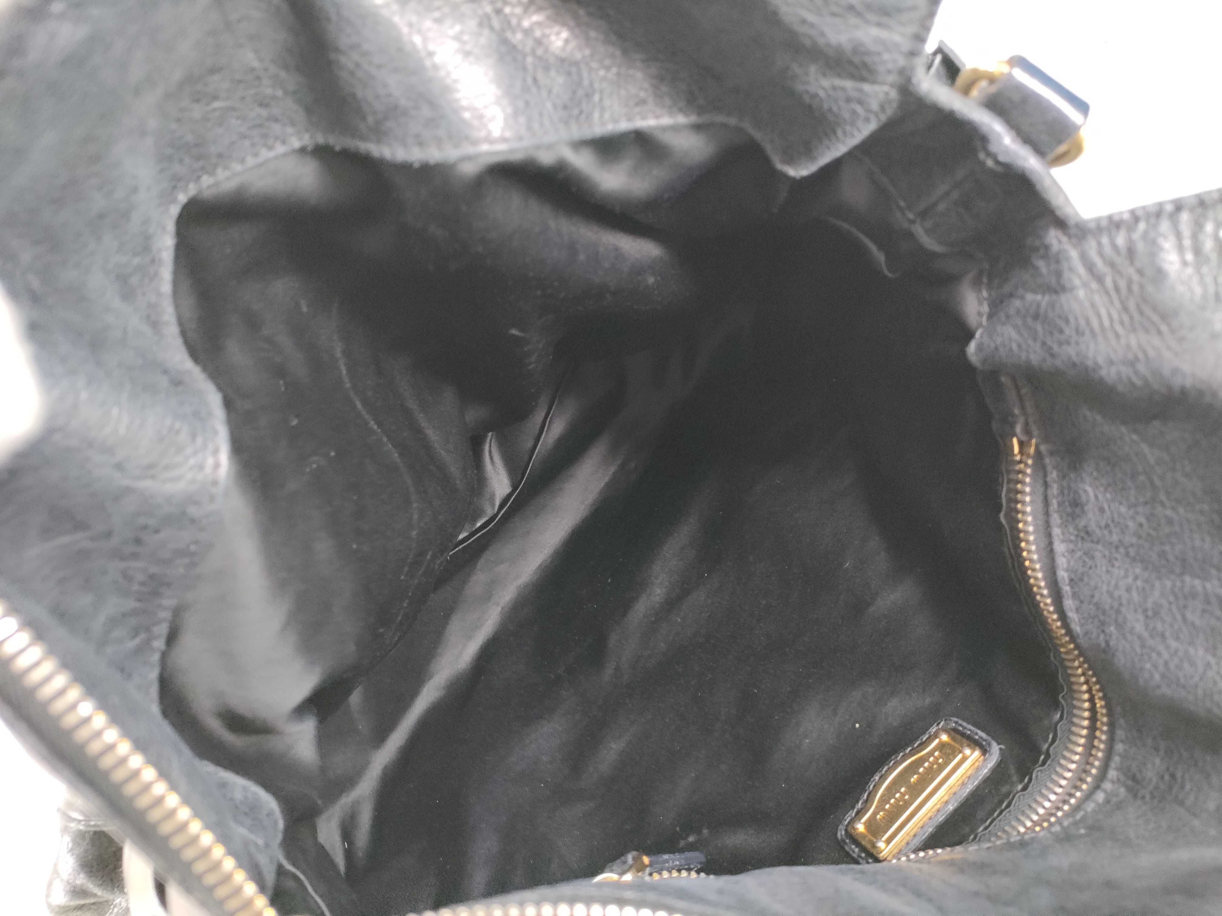 Vitello Luxe/Black Handbag — view 9