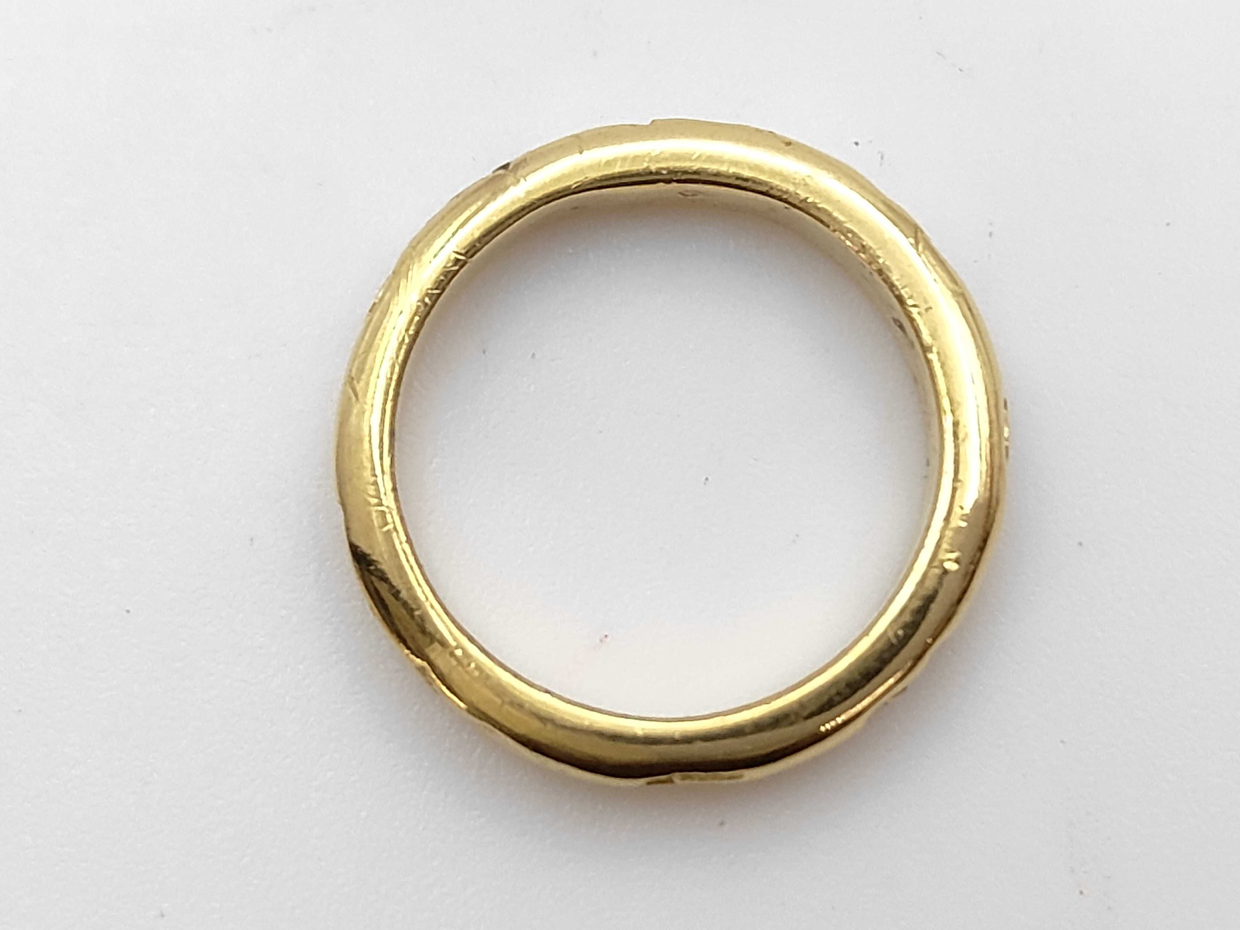 Gold Ring — view 3