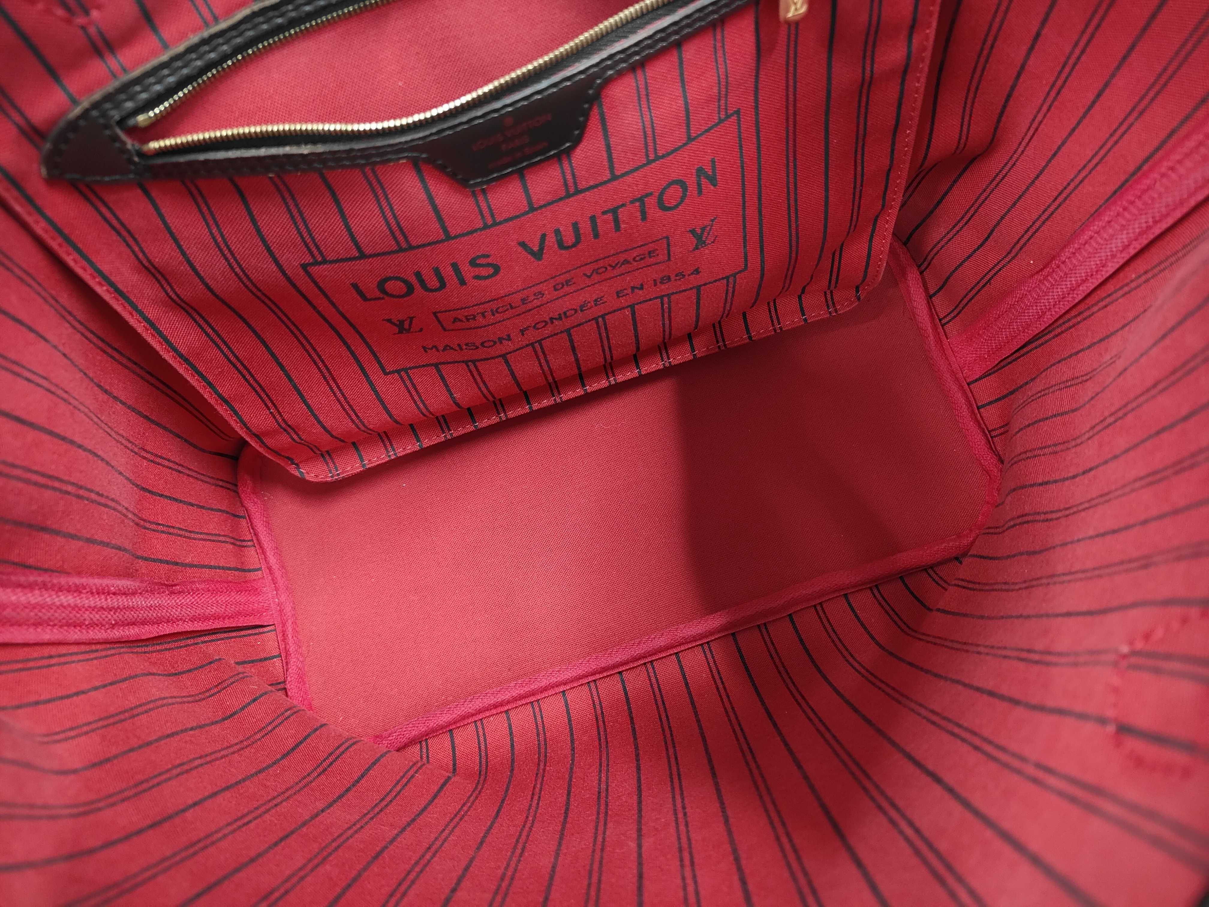 Damier Neverfull MM Shoulder Tote Bag with Pouch — view 7