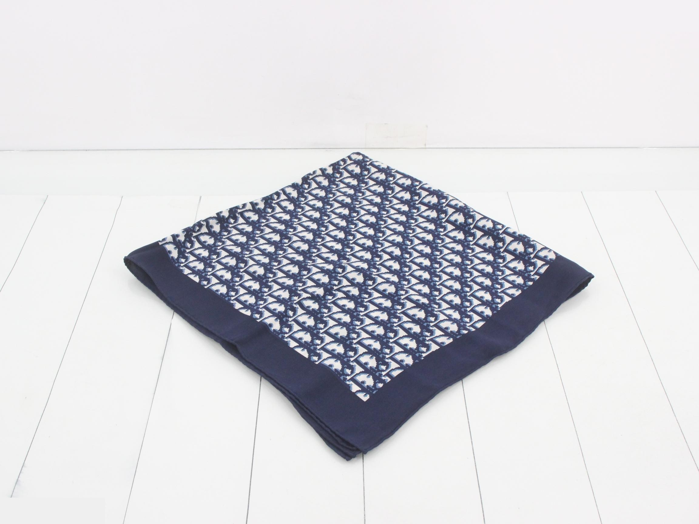 Trotter Scarf, Navy — view 2