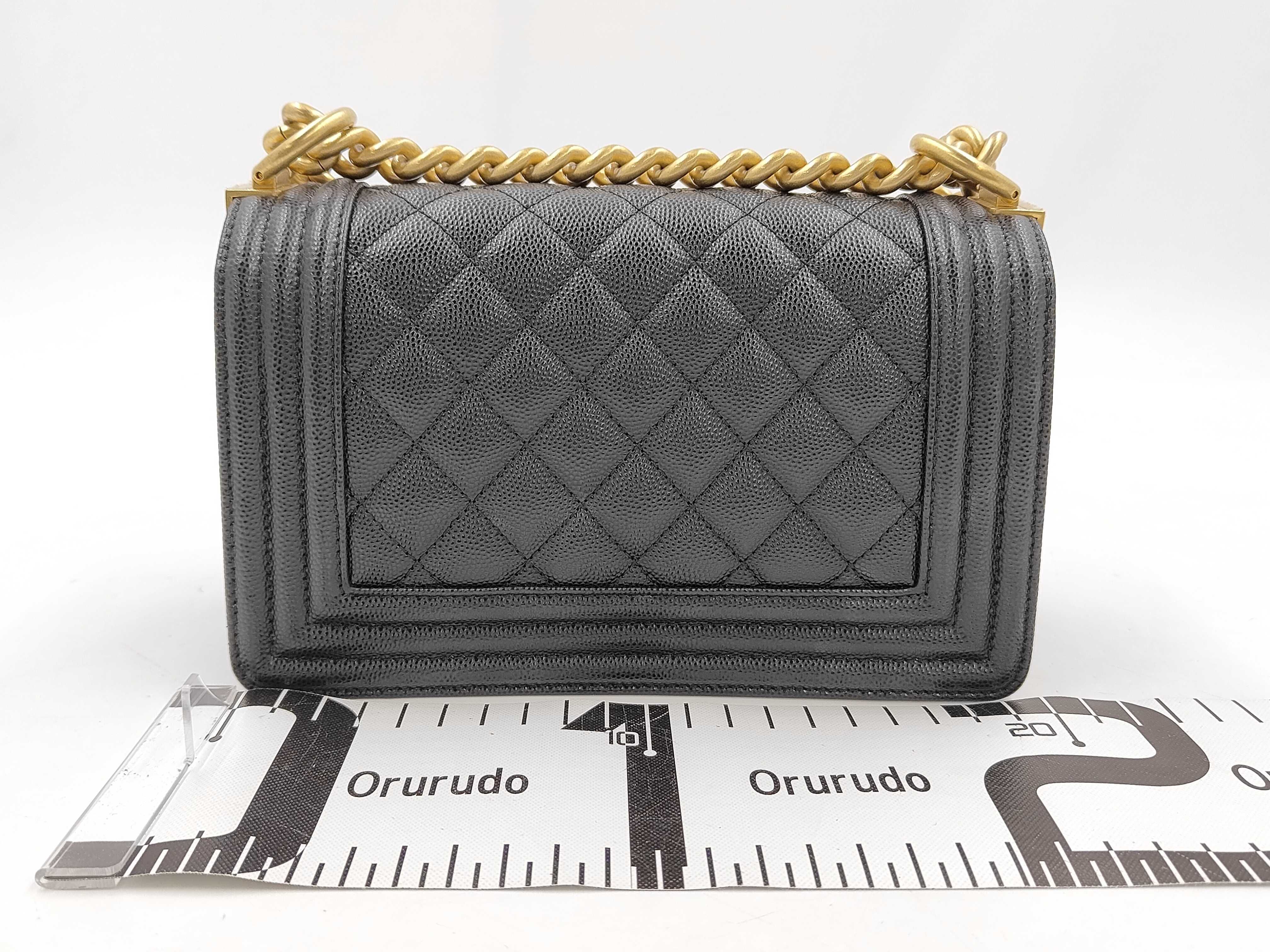 Caviar Skin Black Boy Chanel RFID Shoulder Bag — view 2