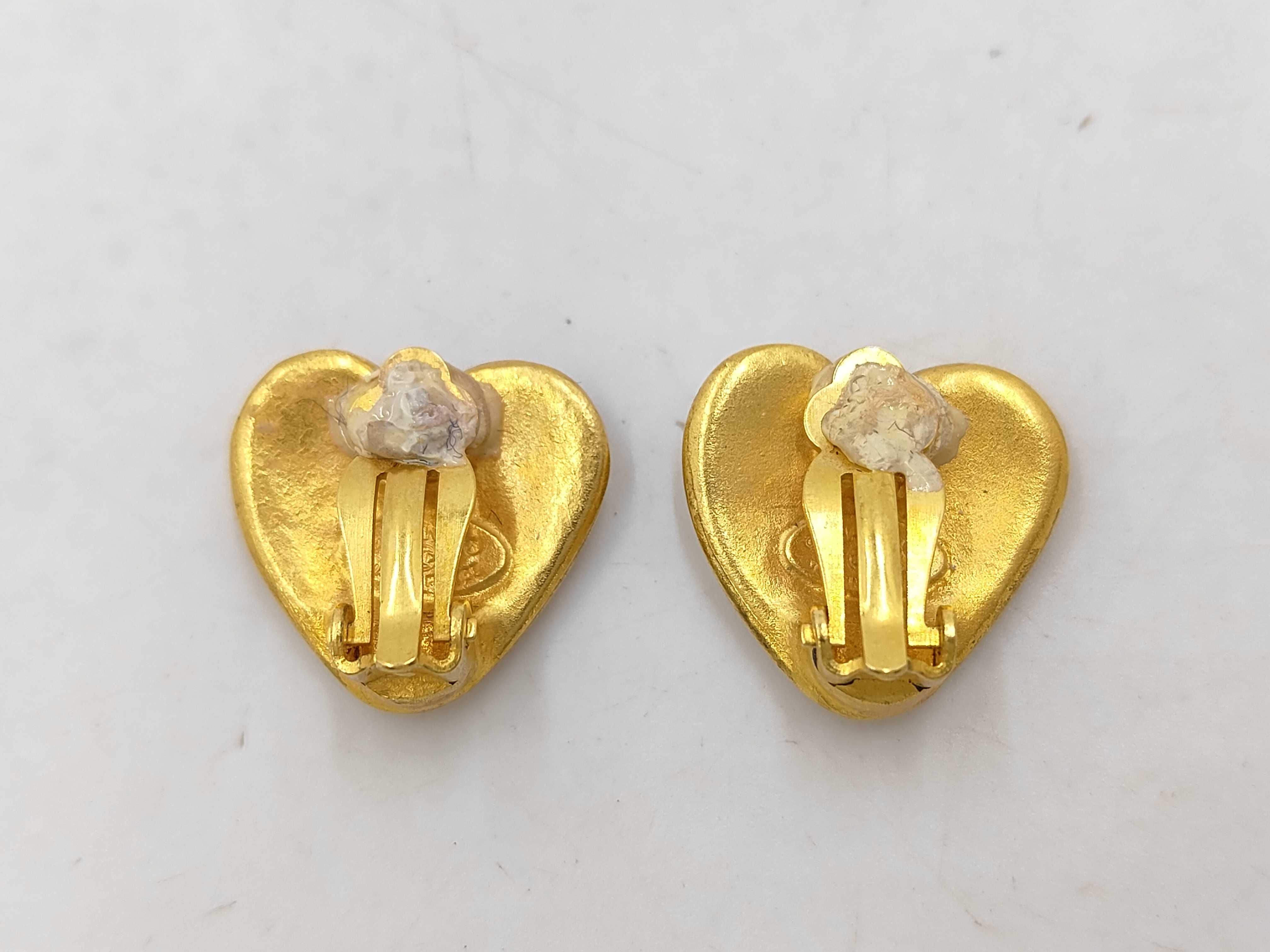 95P Coco Mark Earrings, Heart, Gold, Vintage Earrings — view 2