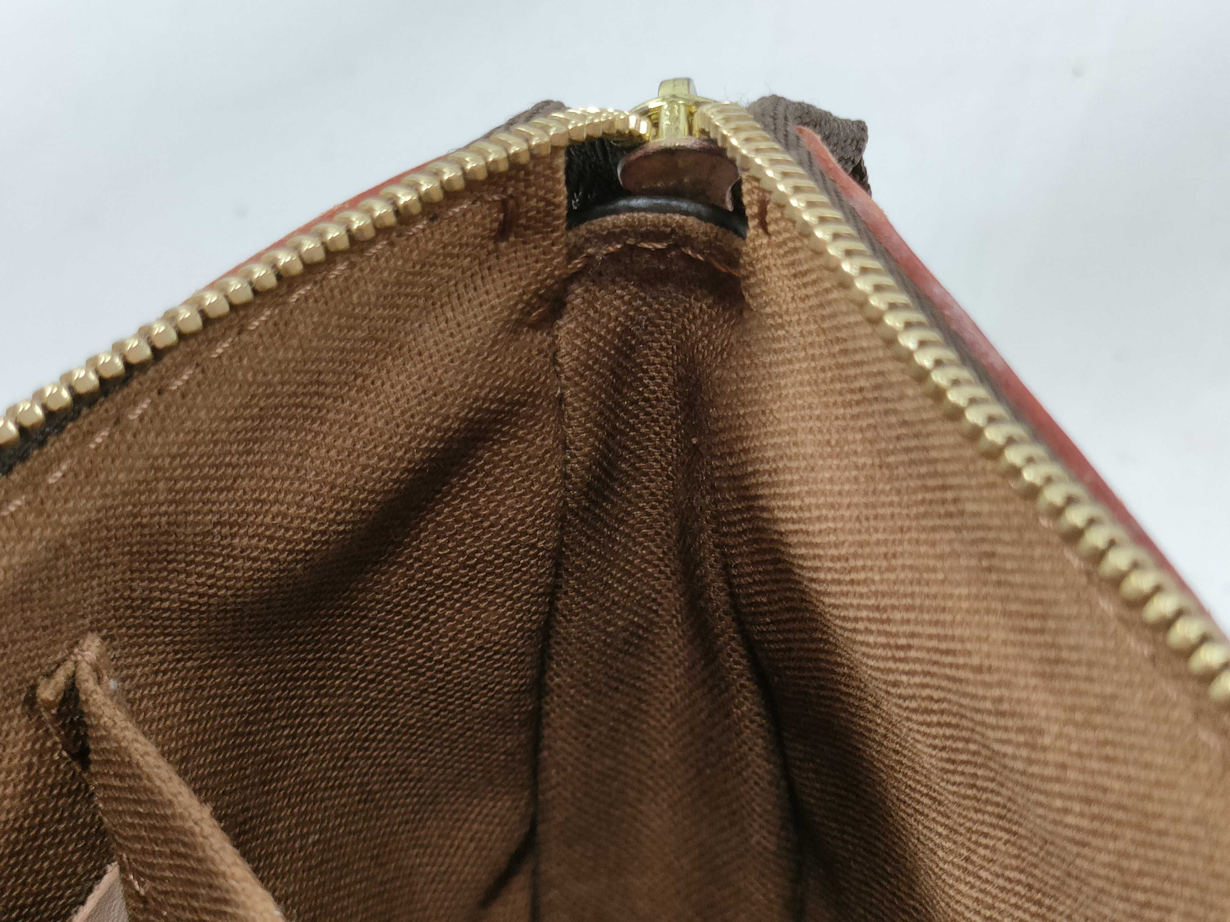 Monogram Vuitton Monogram Rivete Pochette Accessoires M40141 CA0037 Brown Pouch — view 13