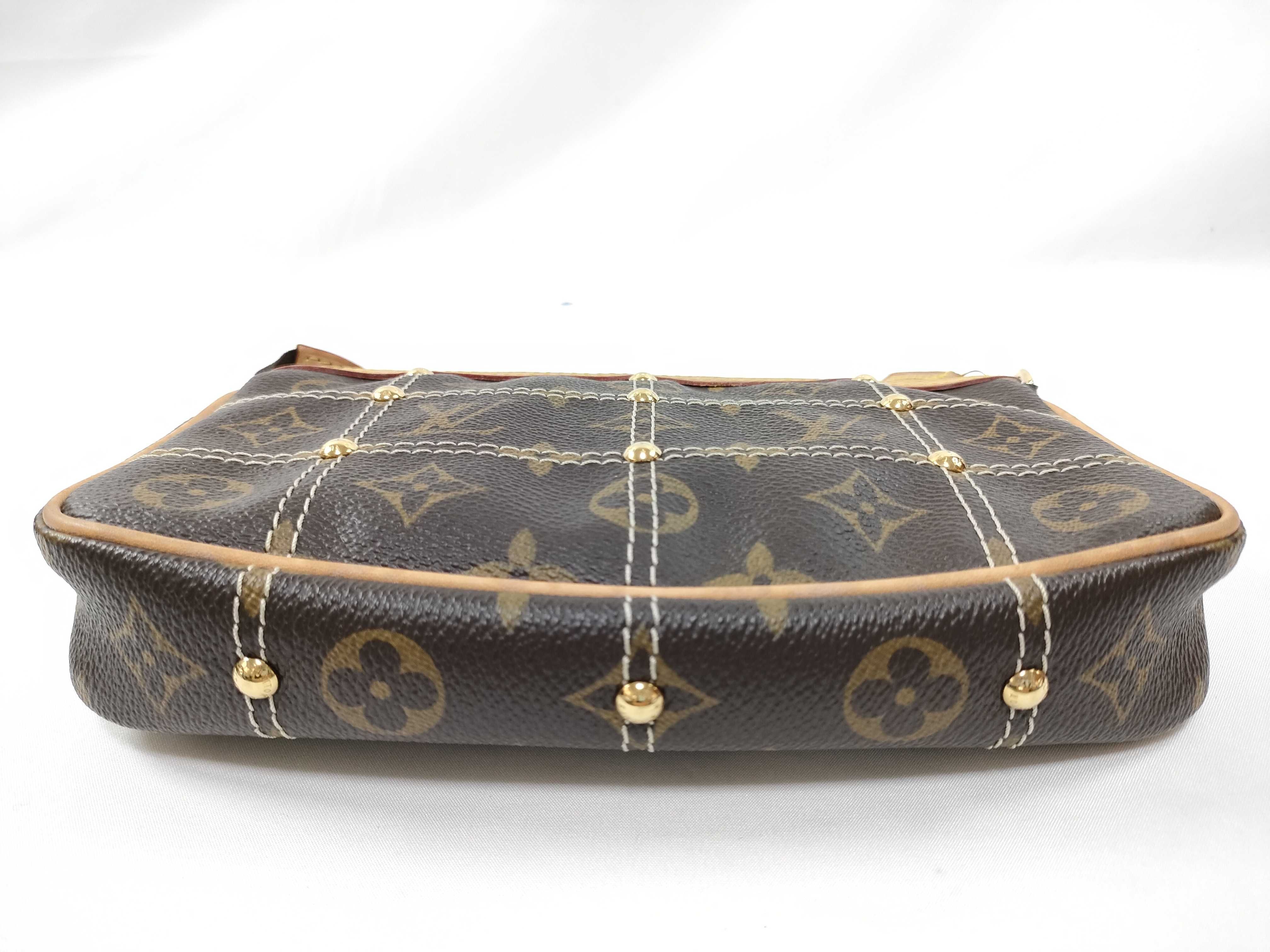 Monogram Vuitton Monogram Rivete Pochette Accessoires M40141 CA0037 Brown Pouch — view 3
