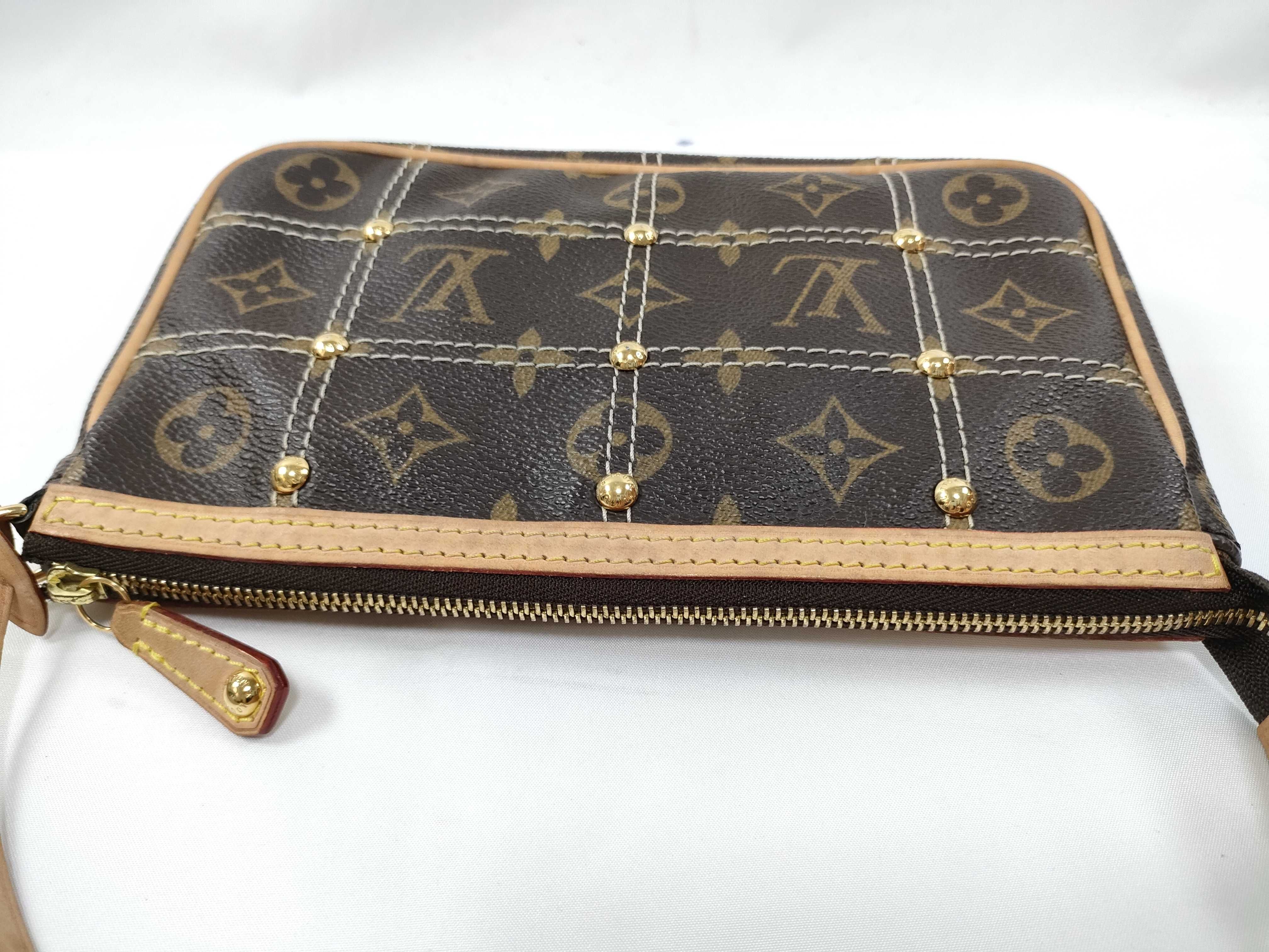 Monogram Vuitton Monogram Rivete Pochette Accessoires M40141 CA0037 Brown Pouch — view 8
