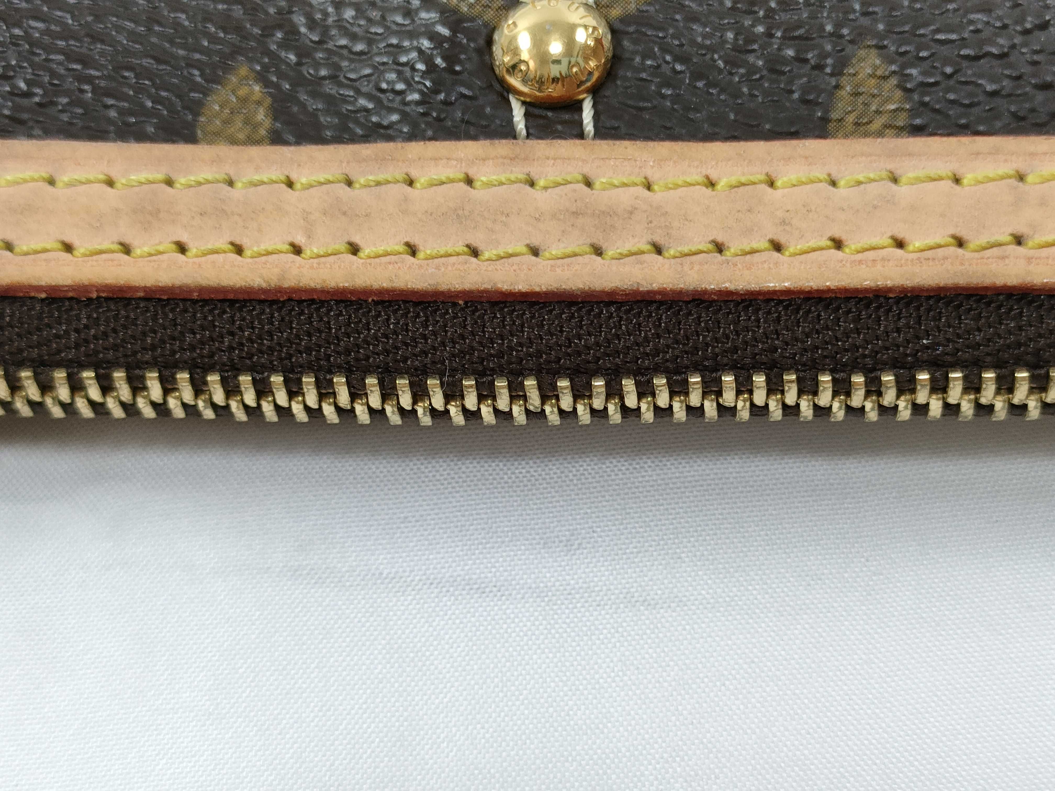 Monogram Vuitton Monogram Rivete Pochette Accessoires M40141 CA0037 Brown Pouch — view 9