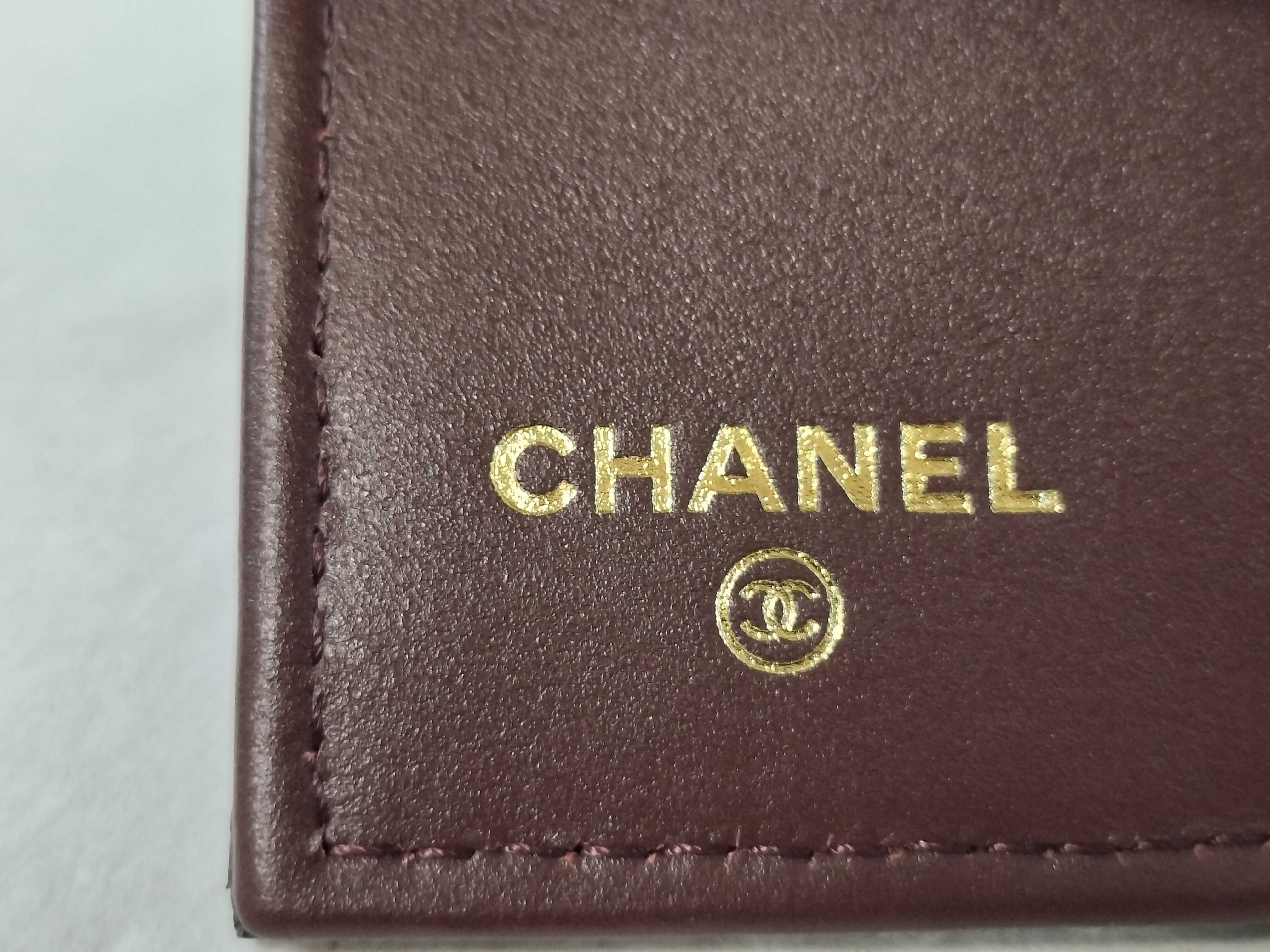 Caviar Skin Compact Wallet — view 10