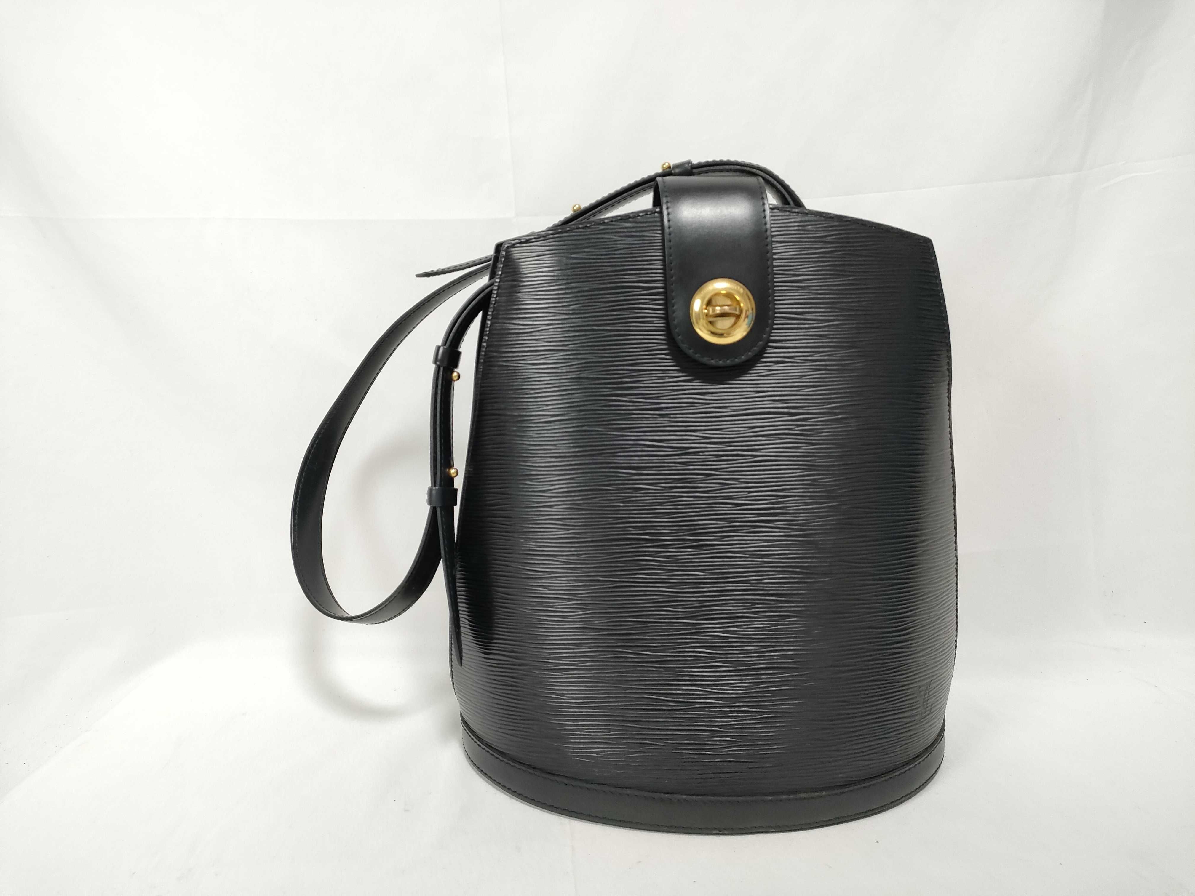Epi Leather M52252 Epi Cluny Leather Black Shoulder Bag