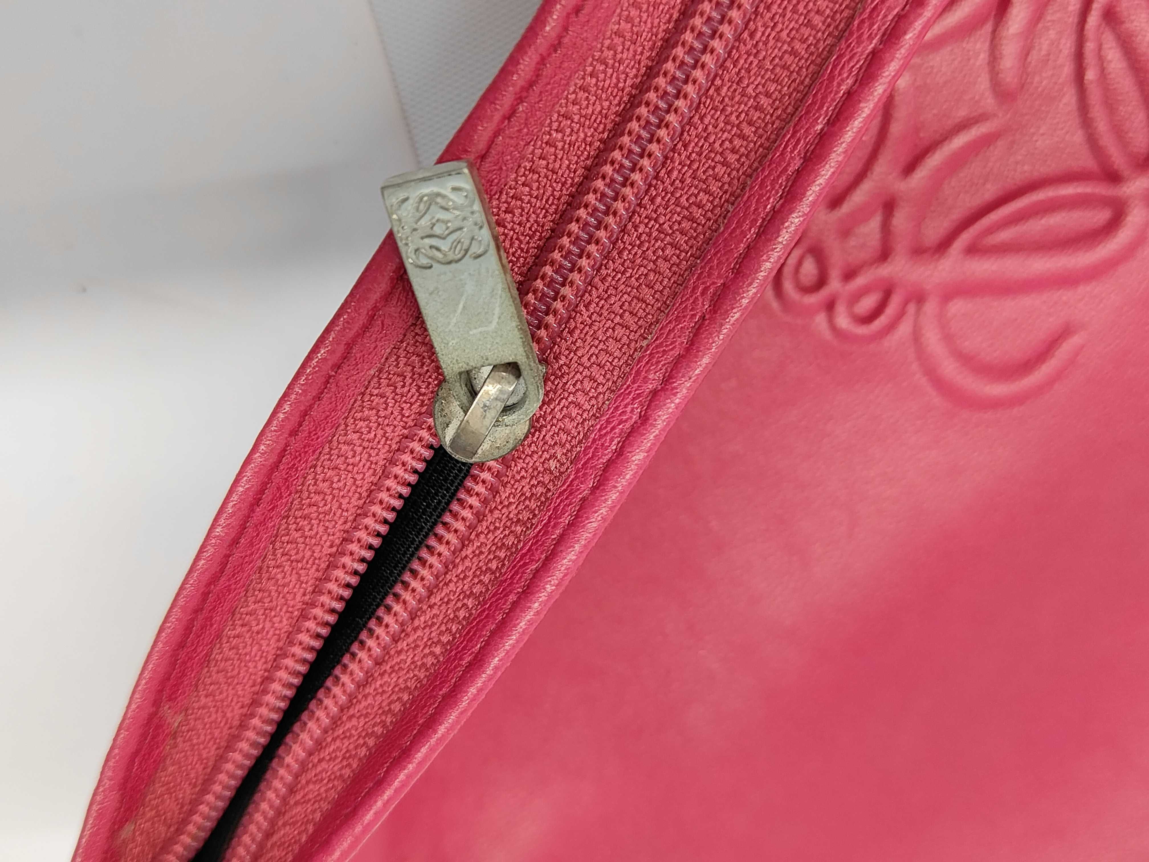 pouch — view 5