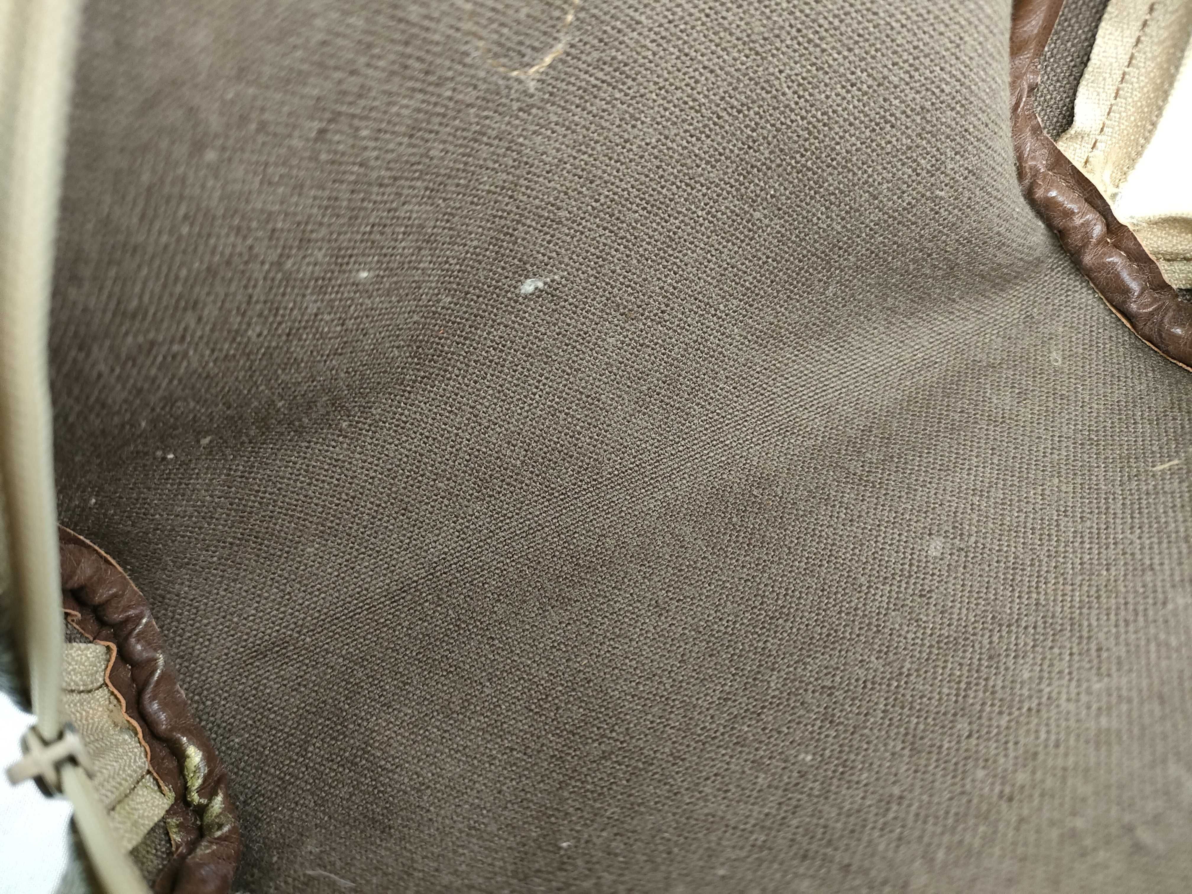 pouch — view 7