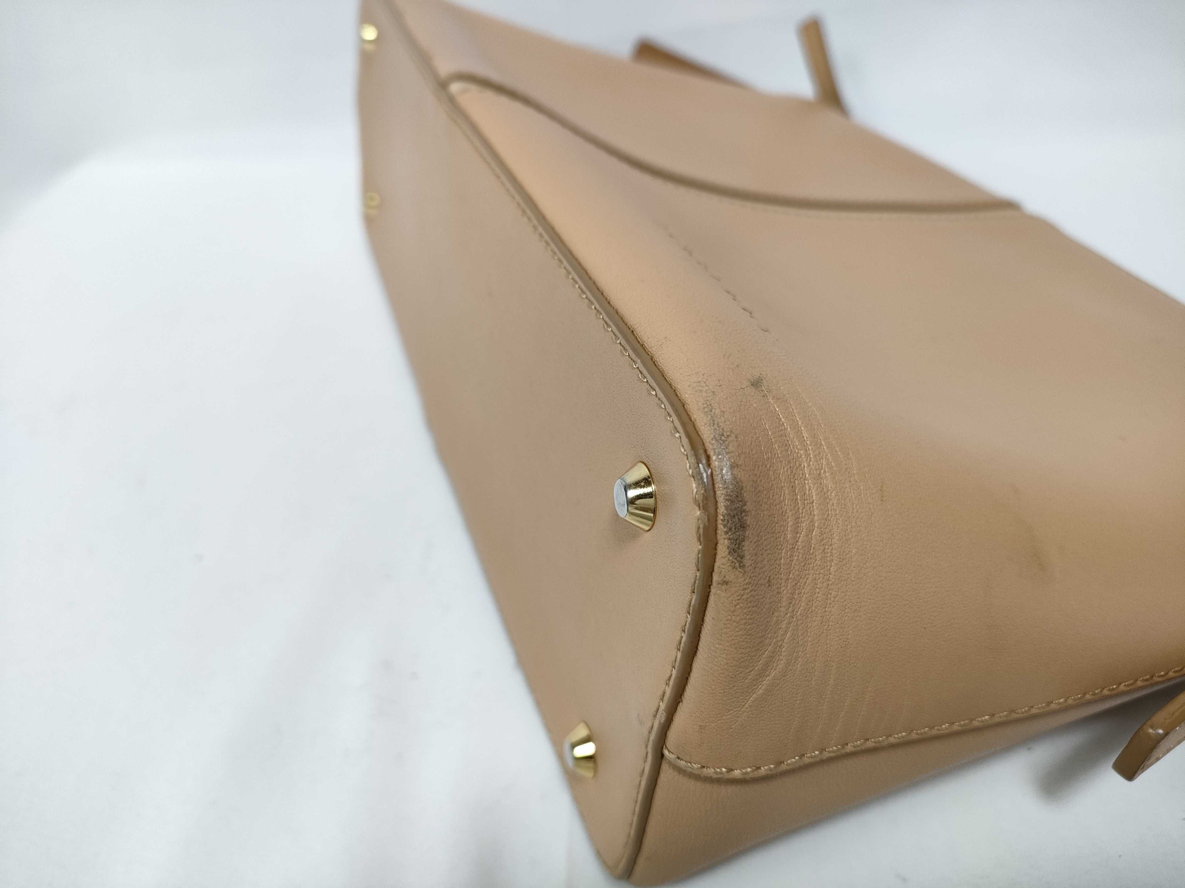 handbag — view 4