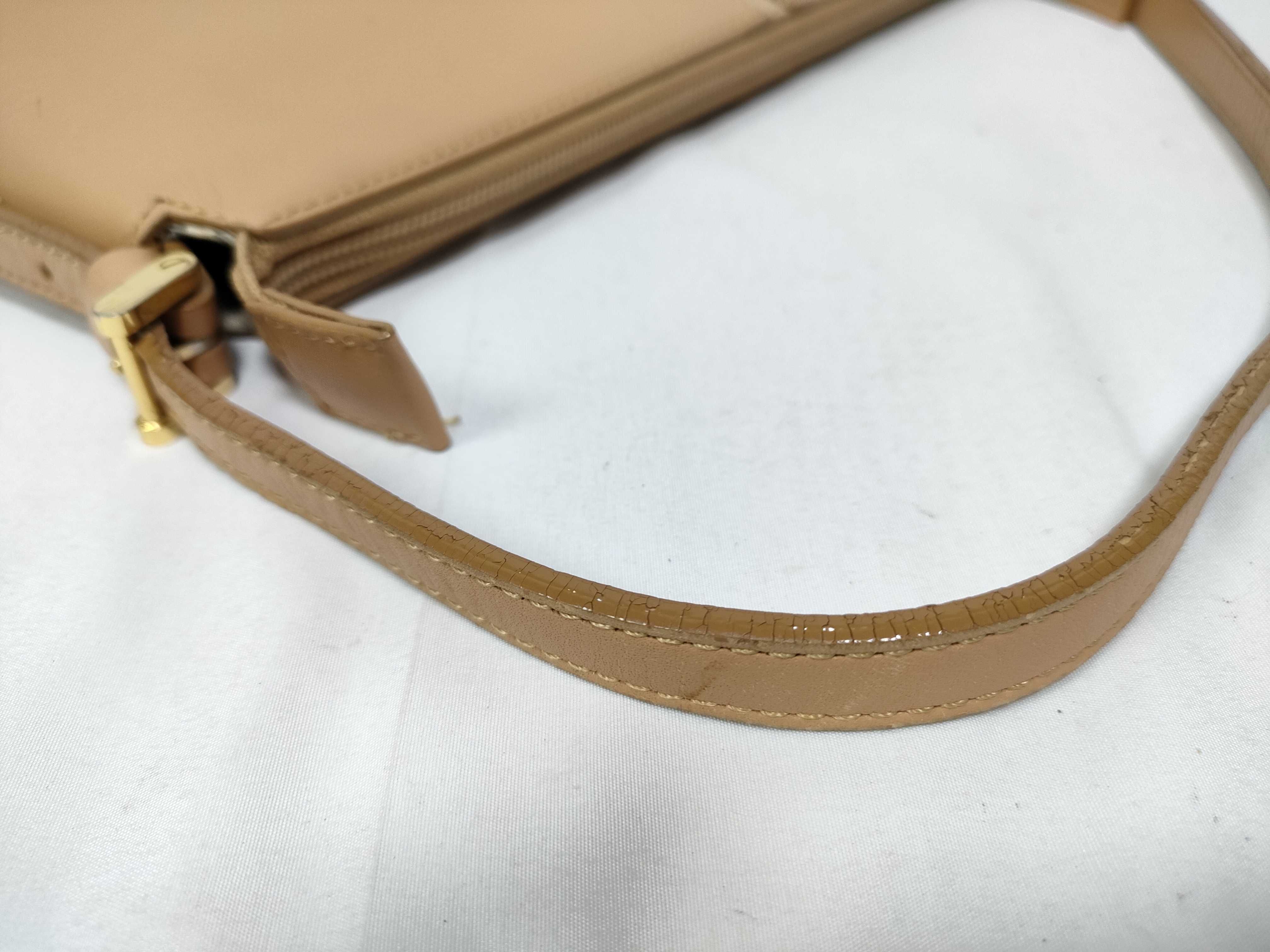 handbag — view 8