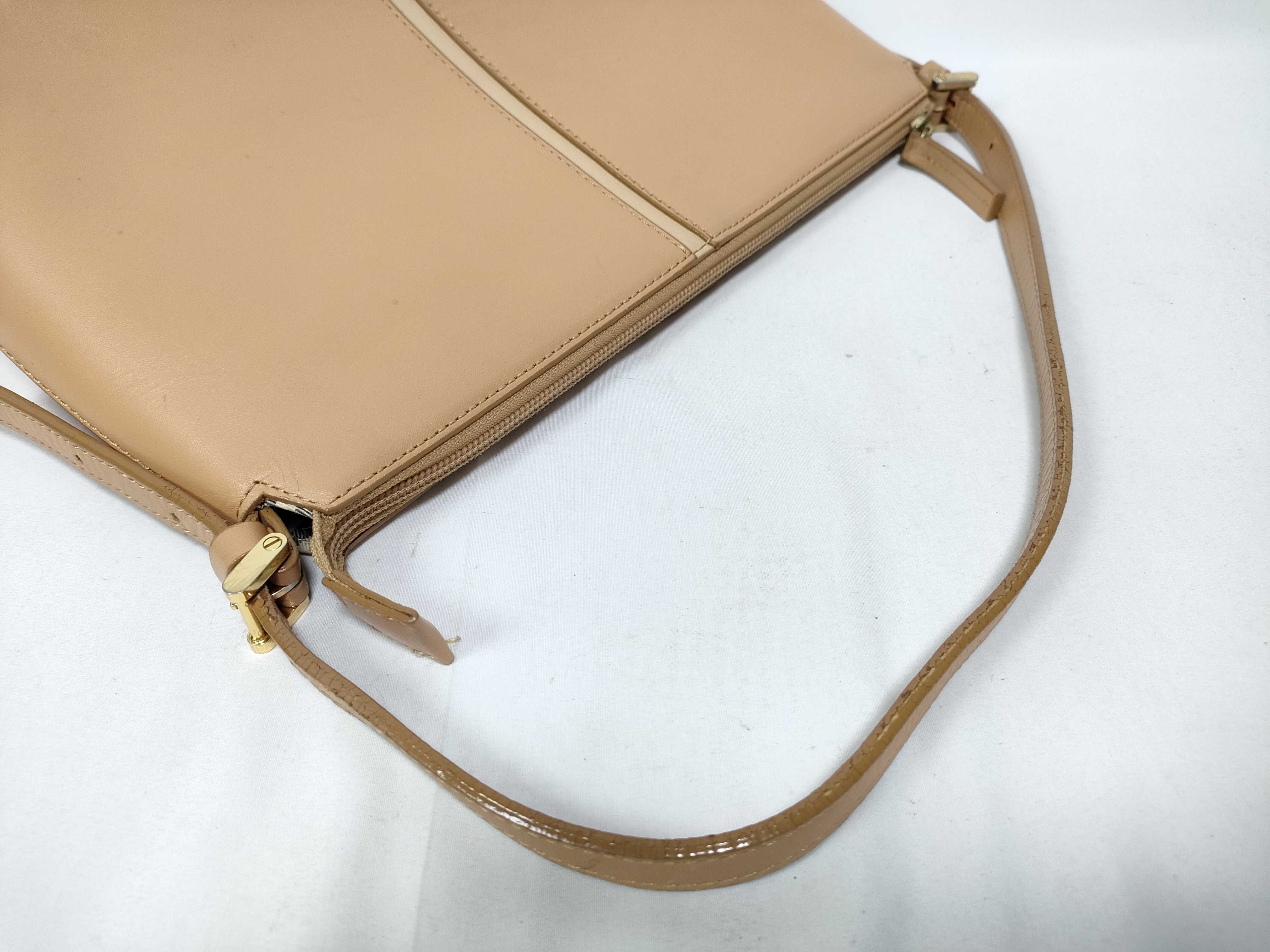 handbag — view 9