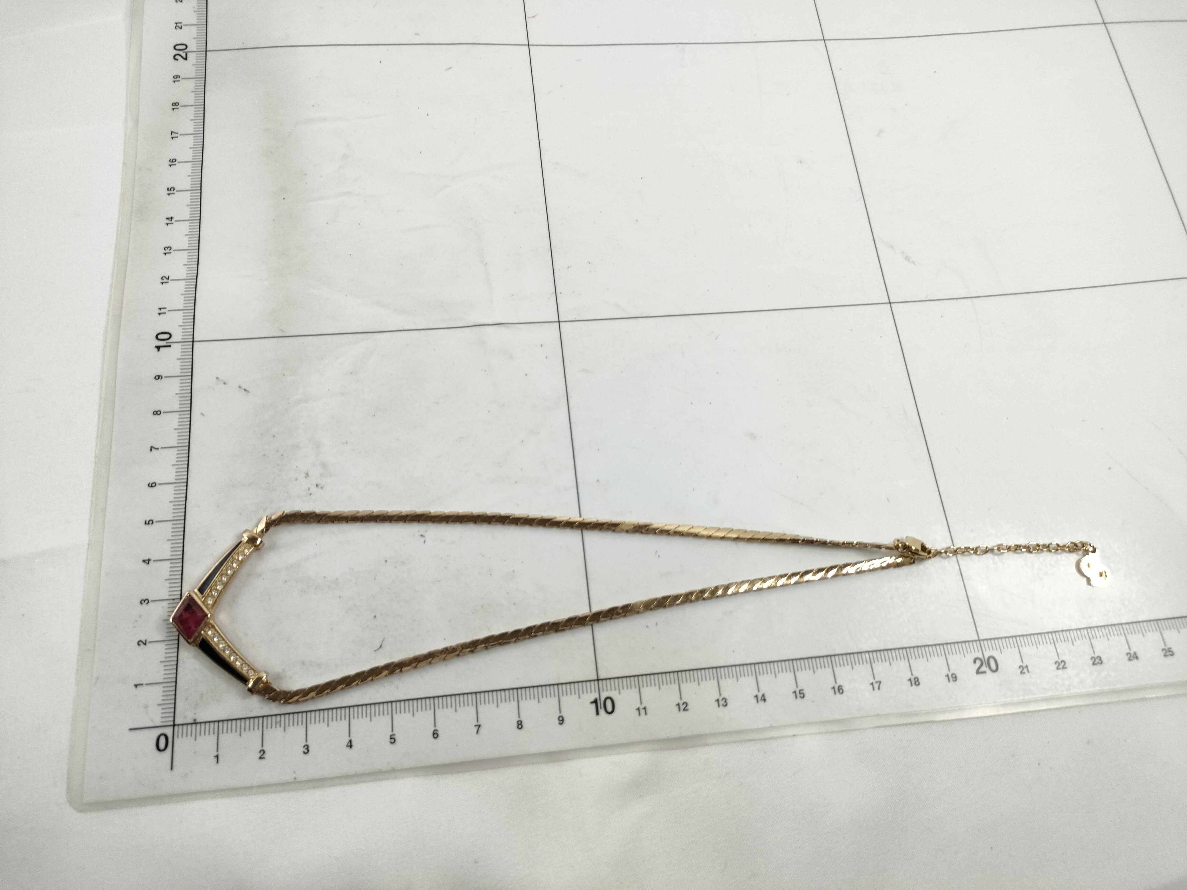 necklace — view 9