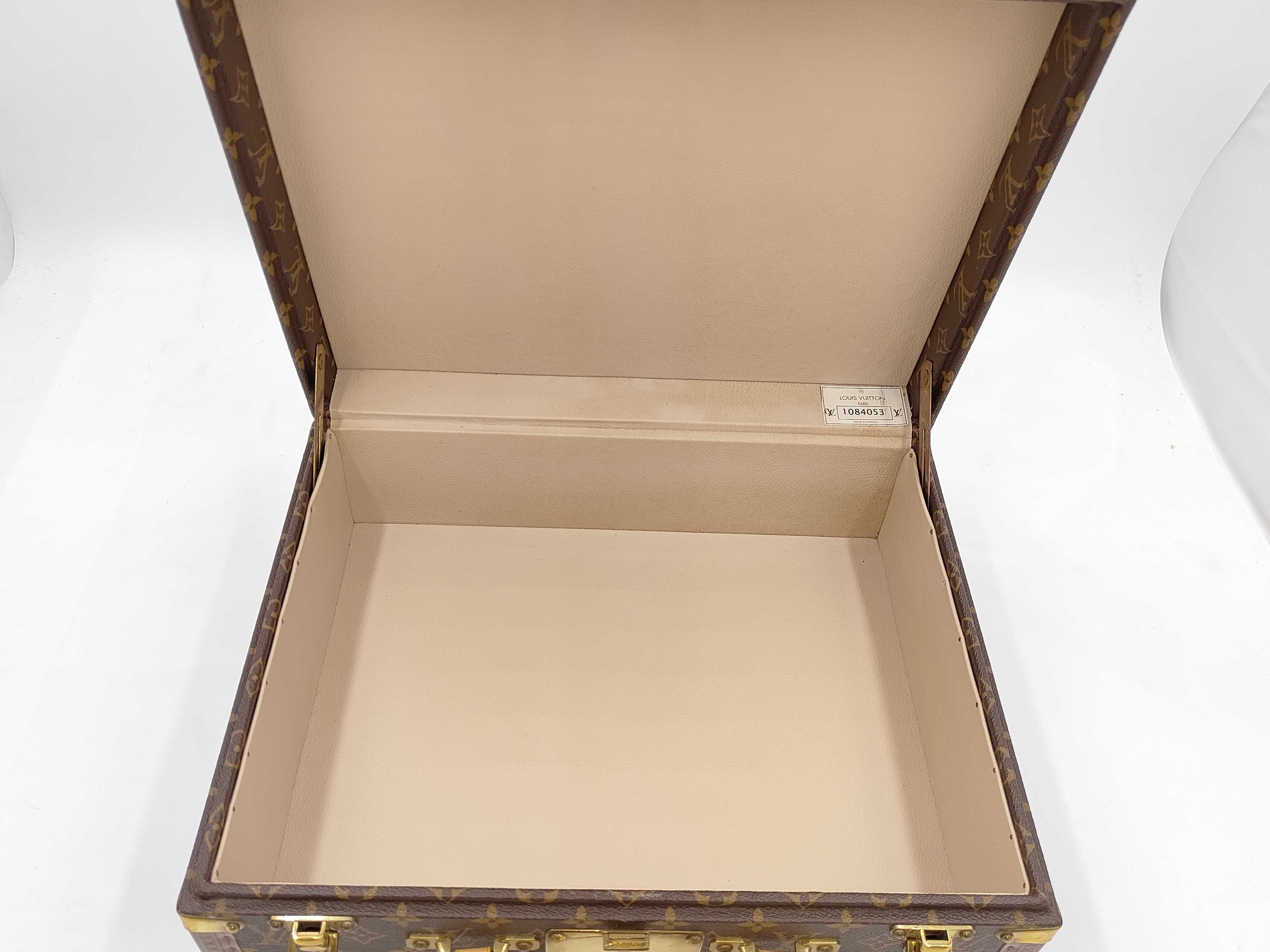 Cotoville 40cm M21424 Monogram Carry Bag — view 12