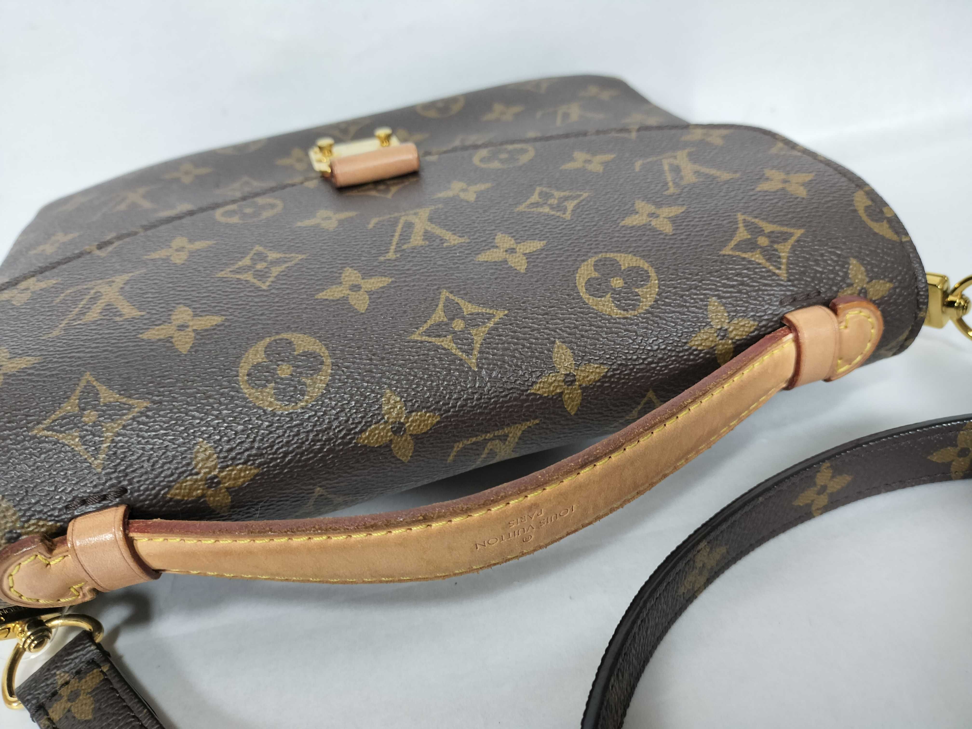 Monogram Metis Monogram DU4200 Shoulder Bag — view 5