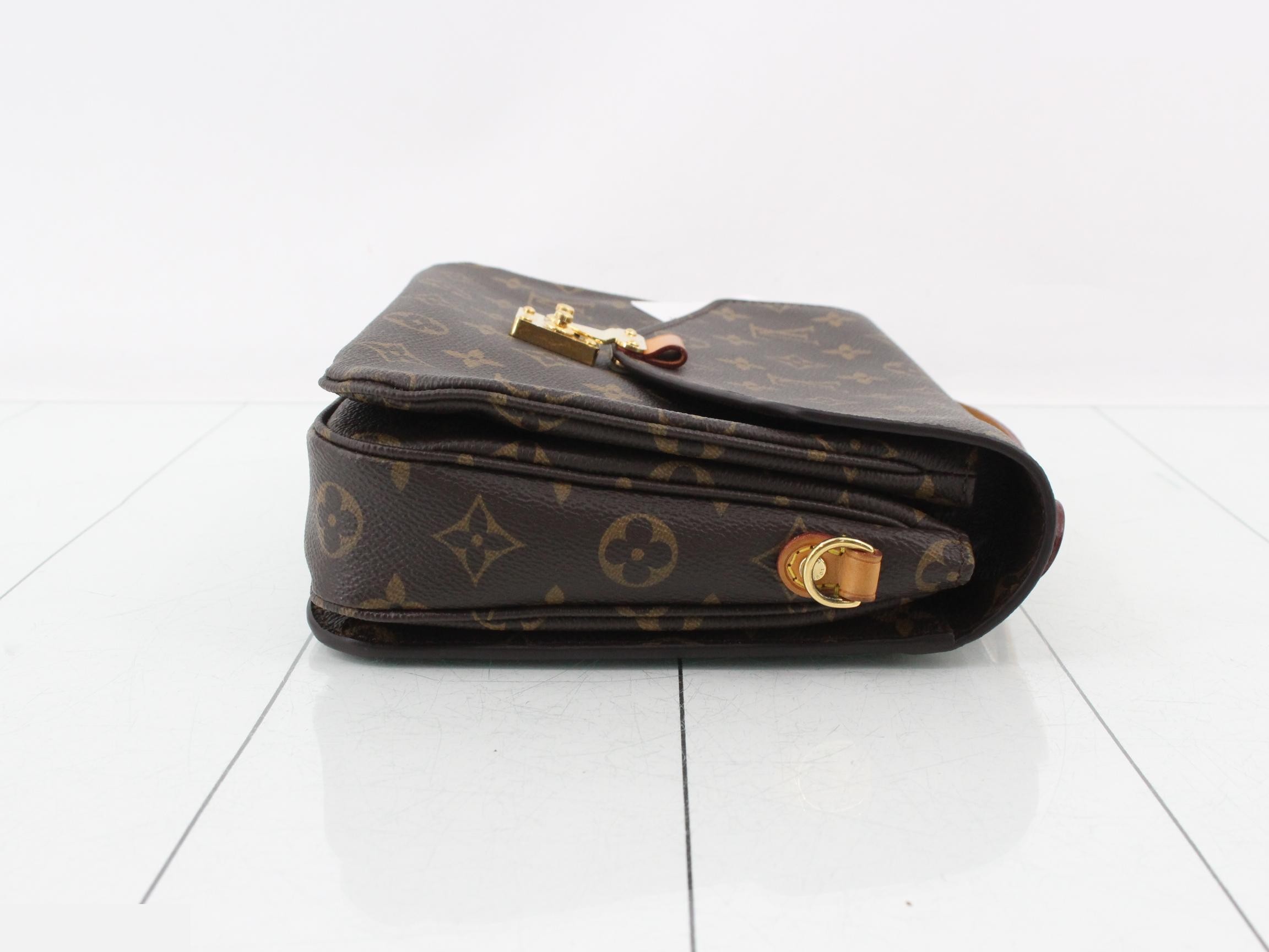 Monogram Pochette Metis MM 2-Way Handbag — view 3