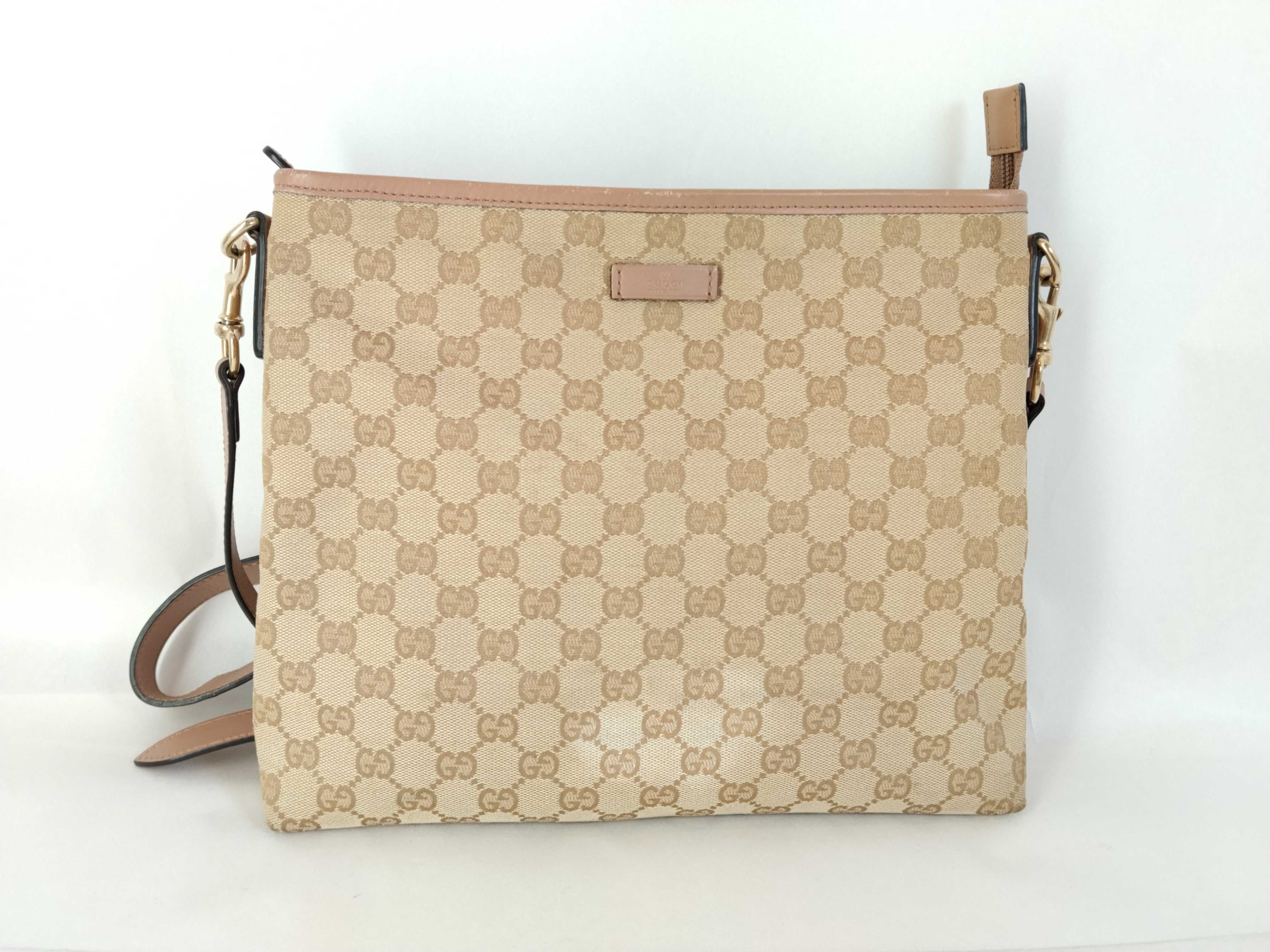 GG Canvas Shoulder Bag 388924