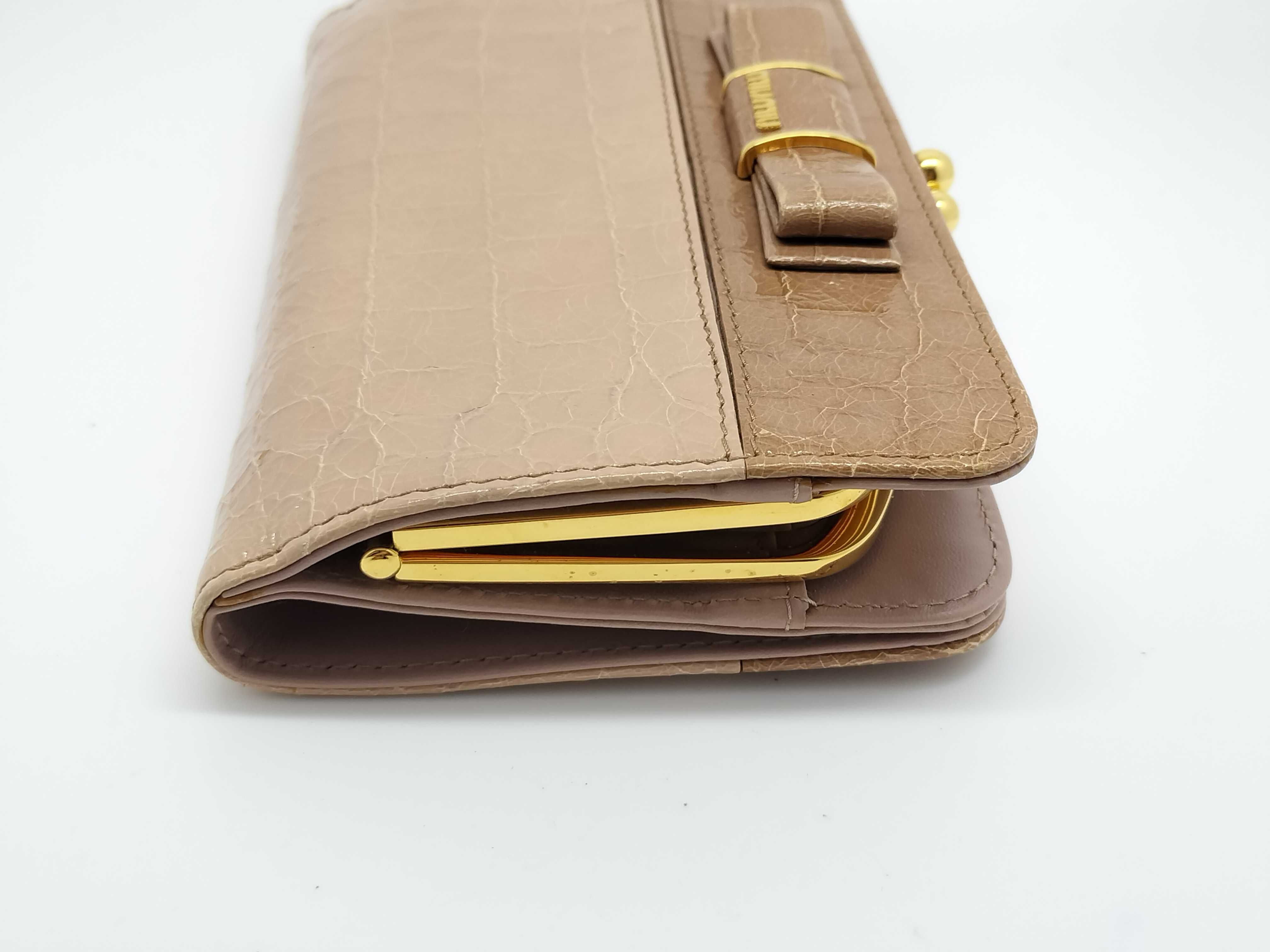 embossed coin purse — view 5