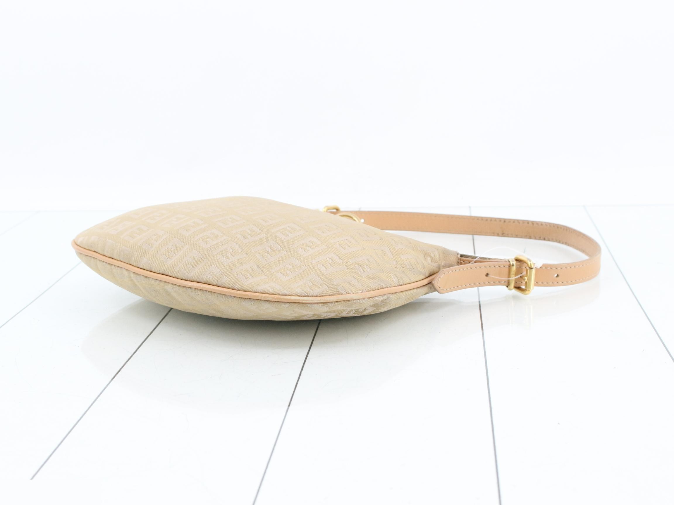 Zucchino (Bag) - Shoulder Bag - Beige — view 6