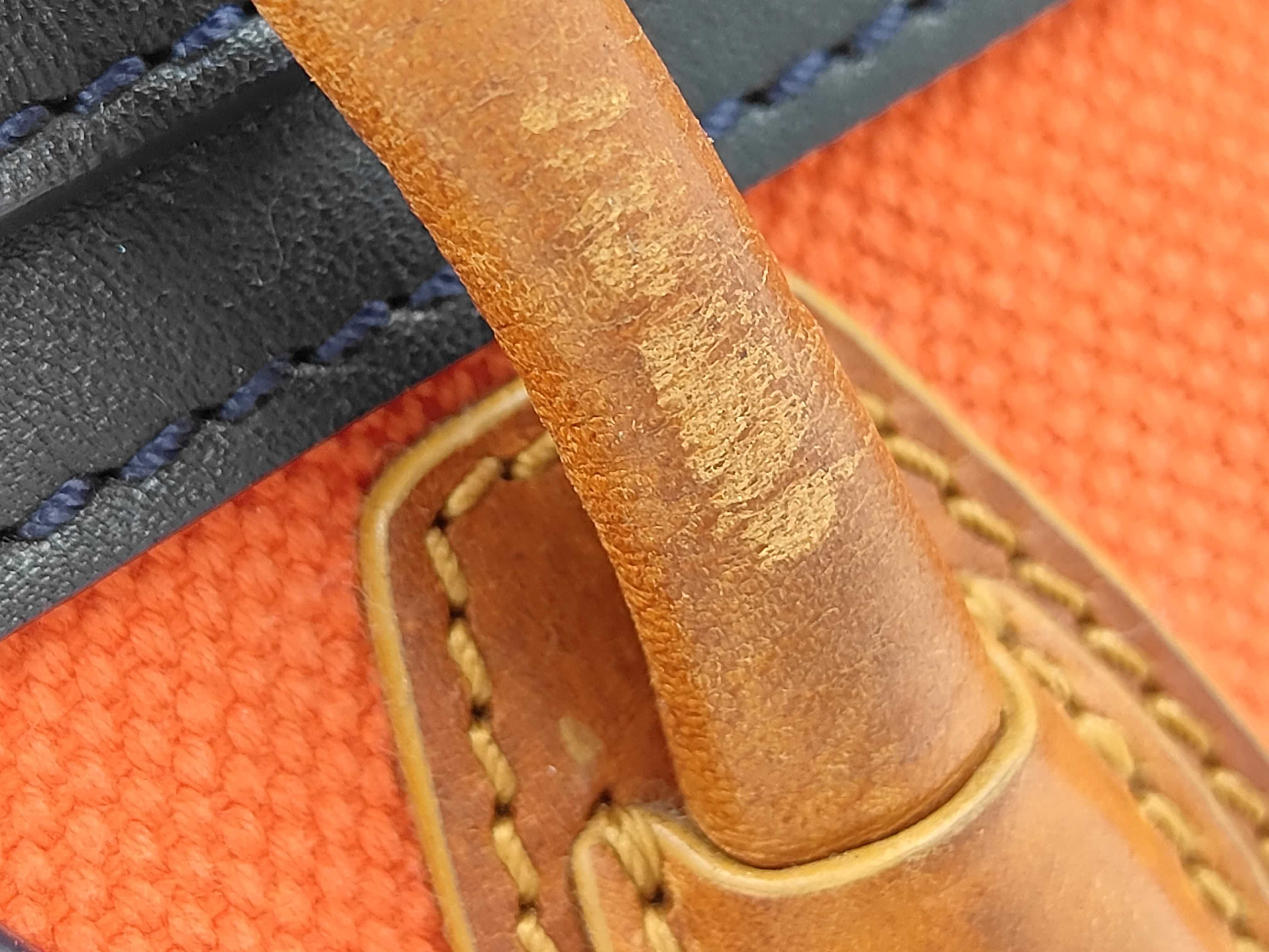 handbag — view 3