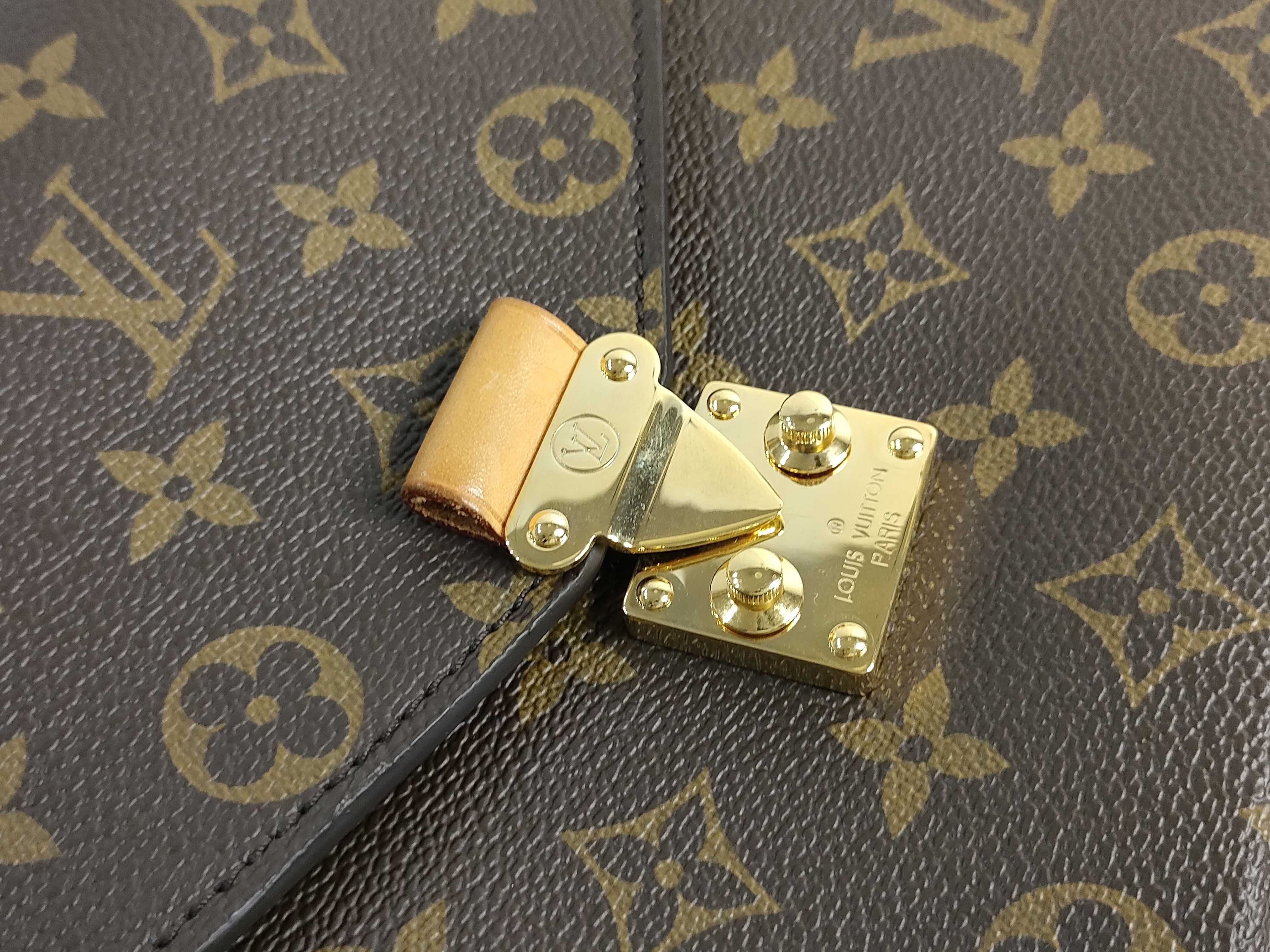 Monogram Louis Vuitton Monogram Pochette Metis MM Shoulder Bag Handbag — view 14