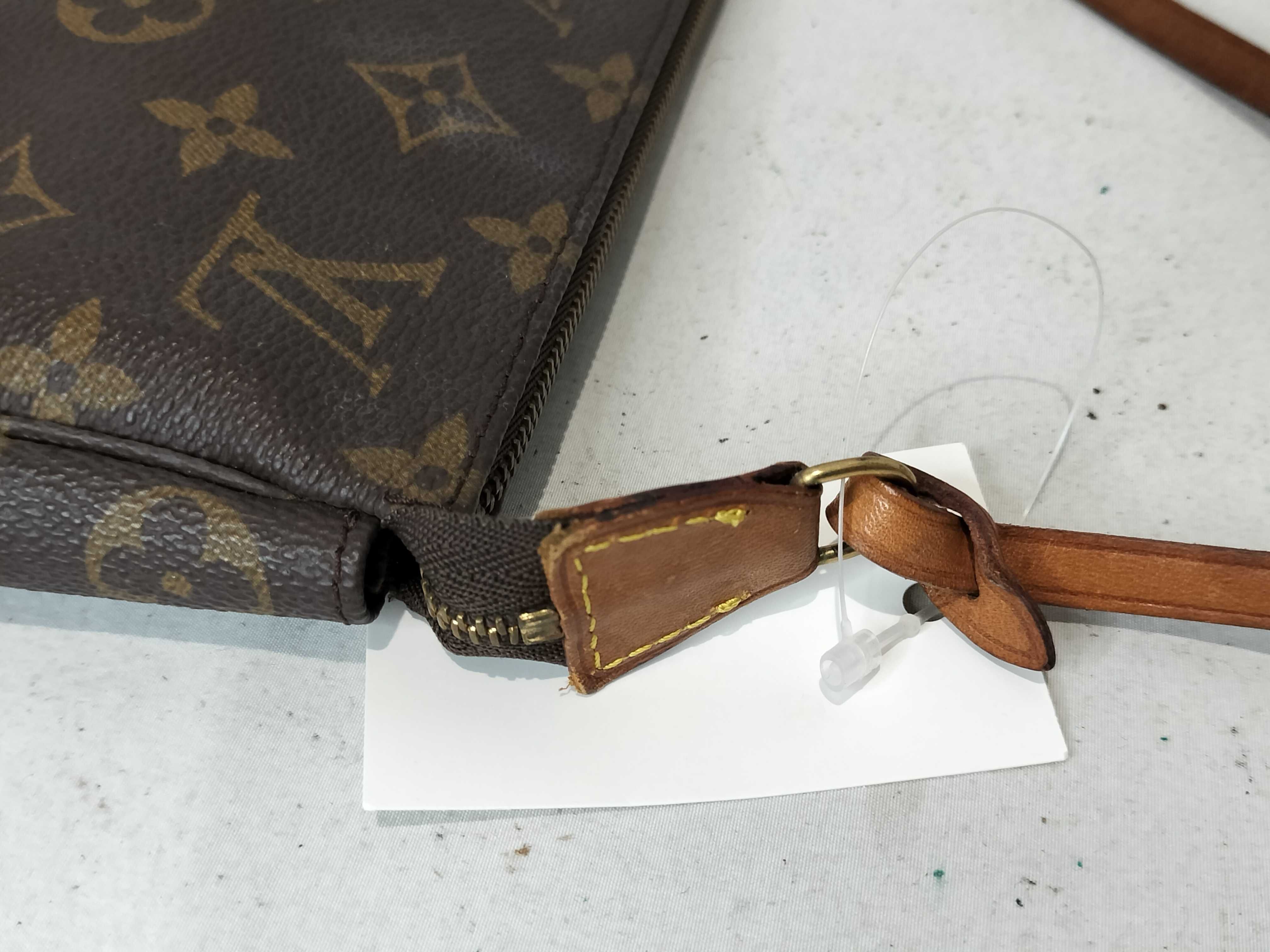 Monogram Accessoires Pouch — view 5