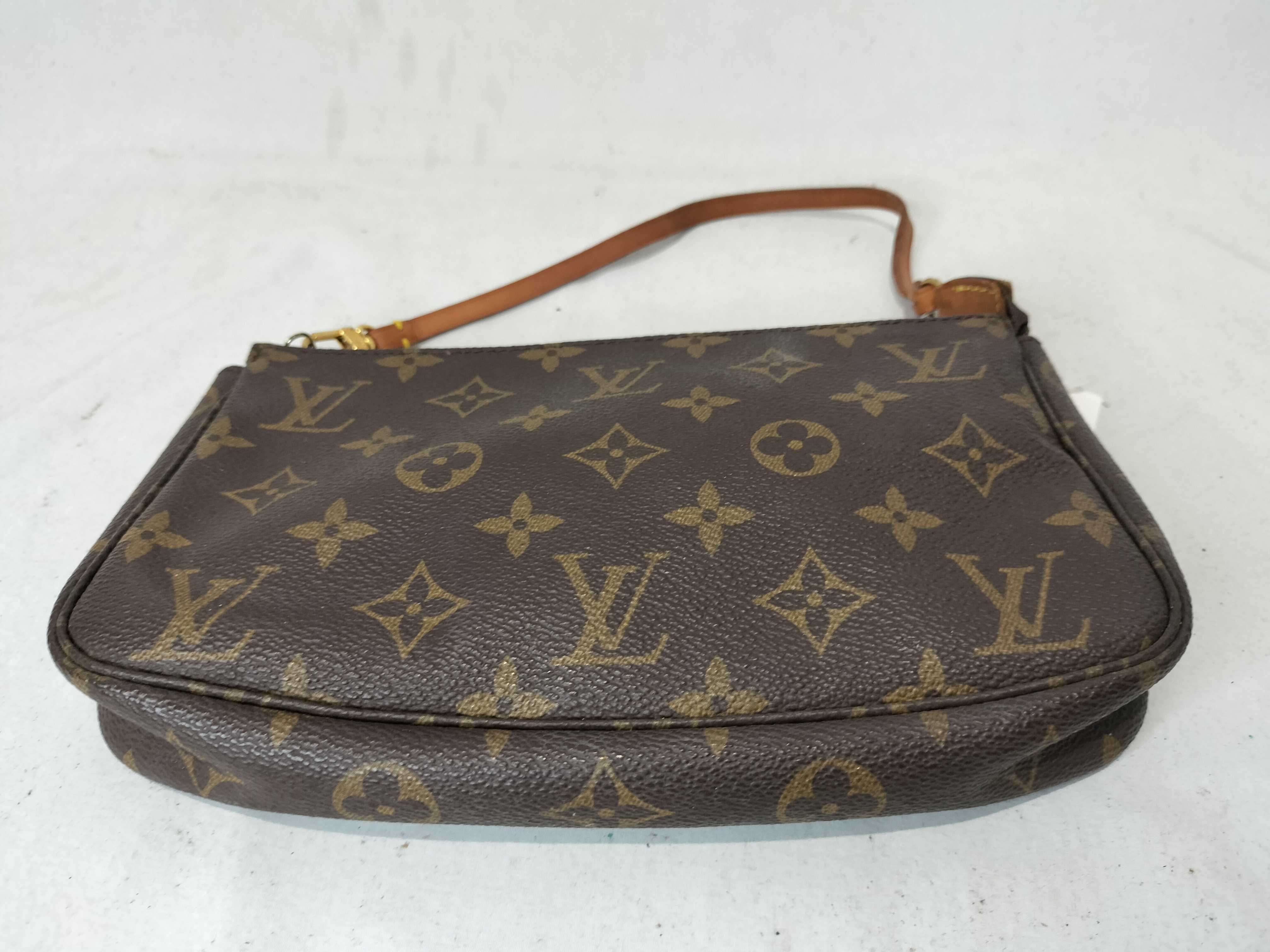 Monogram Accessoires Pouch — view 7