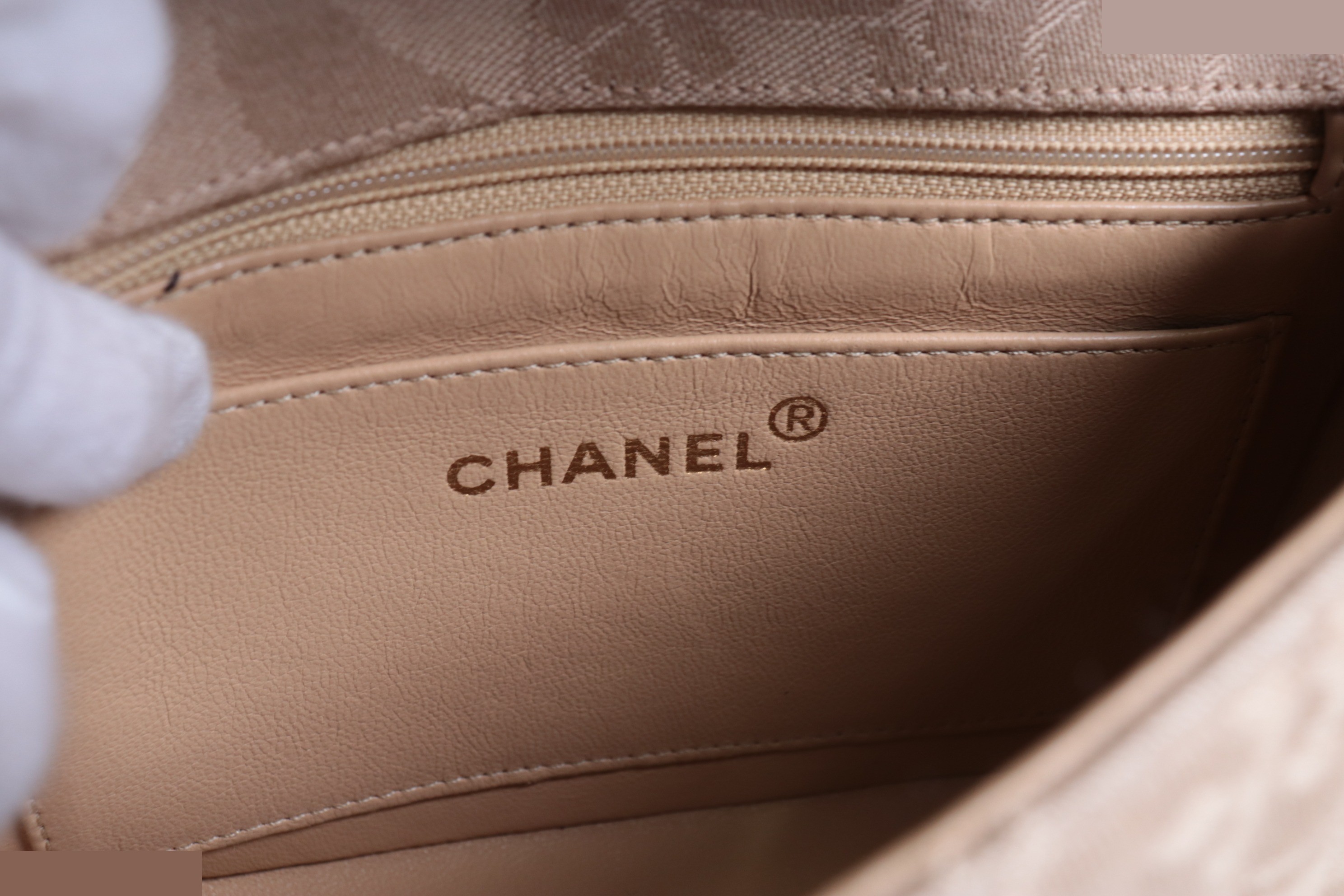 Nishijin-ori Mini Chain Shoulder Bag, Beige, Unit No. 2 — view 7