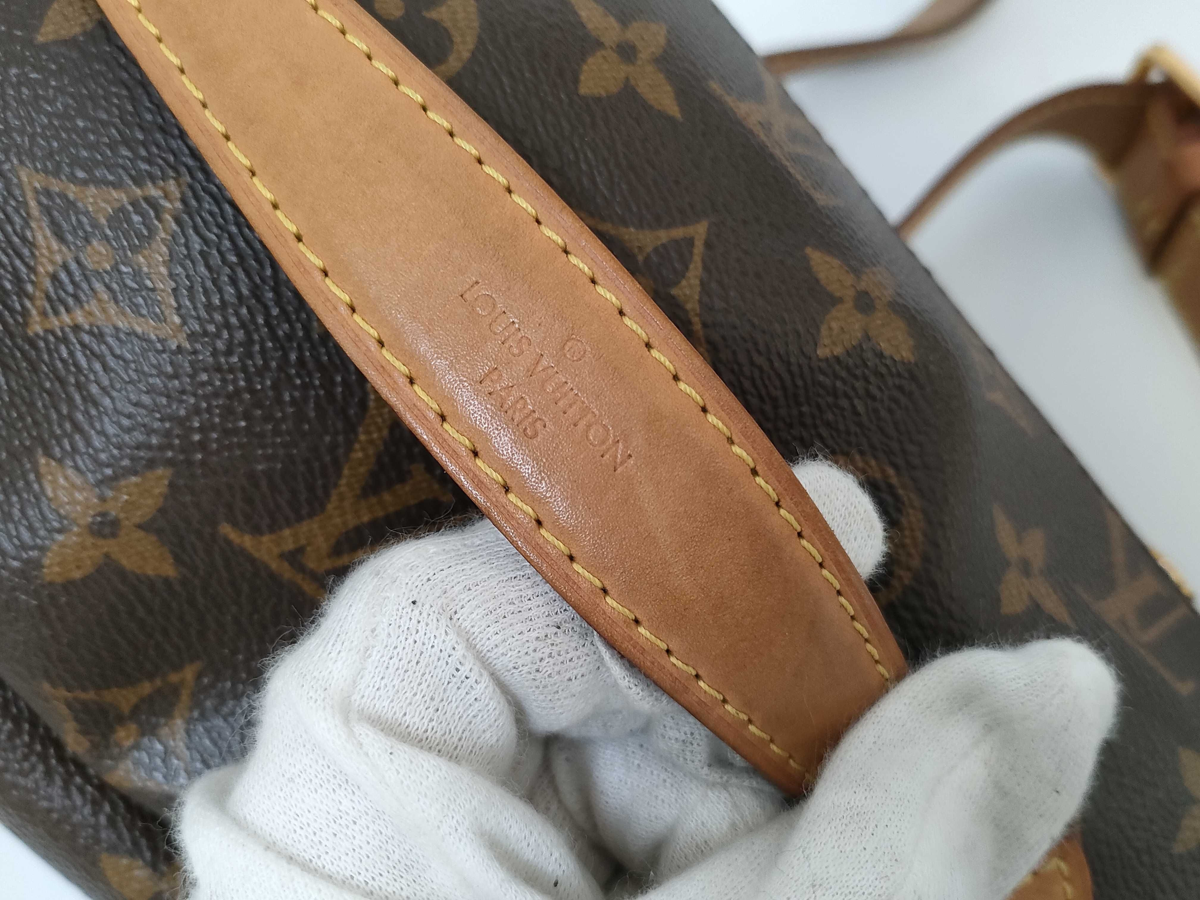 Monogram LV Louis Vuitton Monogram Bumbag Waist Bag — view 7