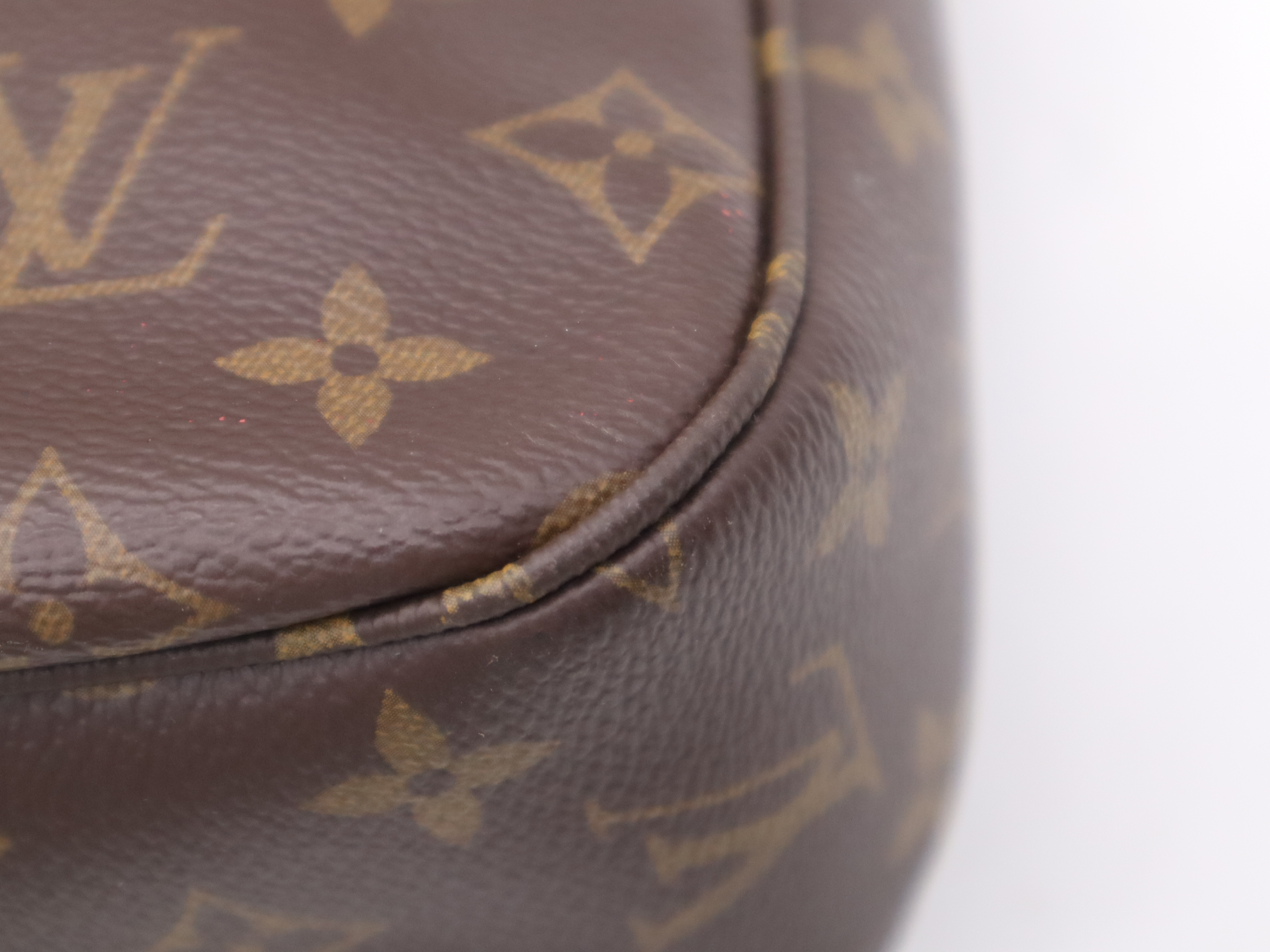 M41679 Monogram Mabillon Shoulder Bag — view 11