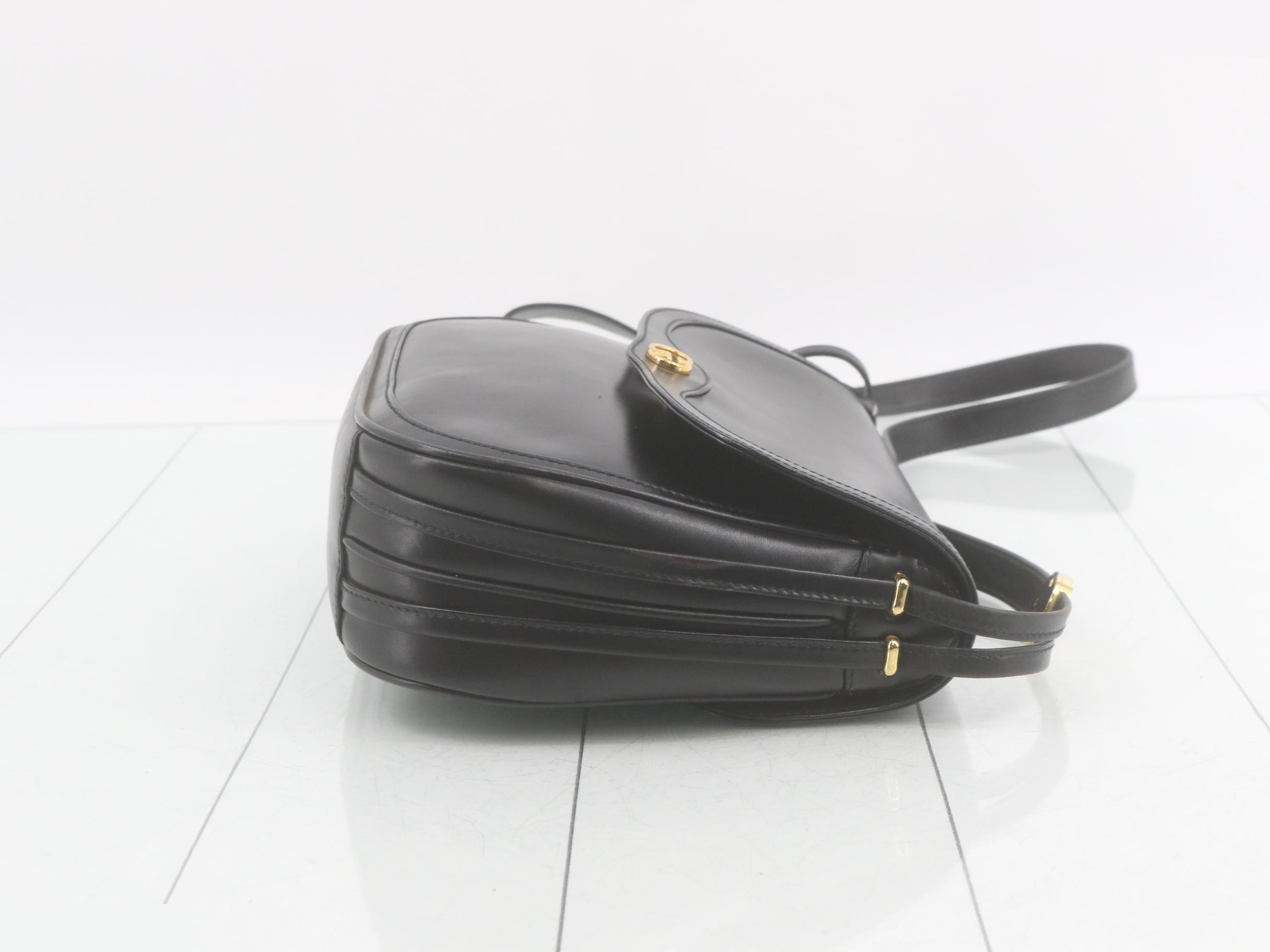 Shoulder bag, calfskin, black — view 3