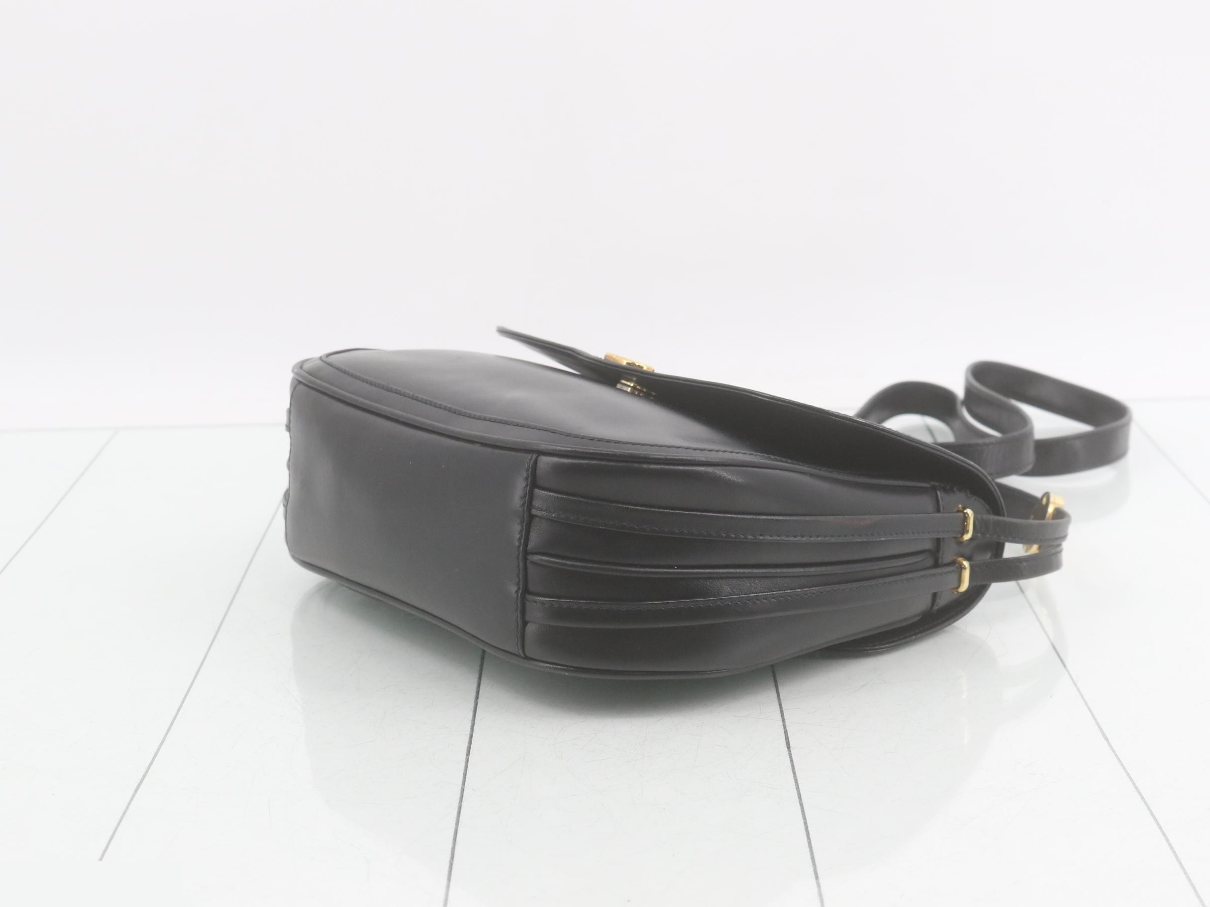 Shoulder bag, calfskin, black — view 6