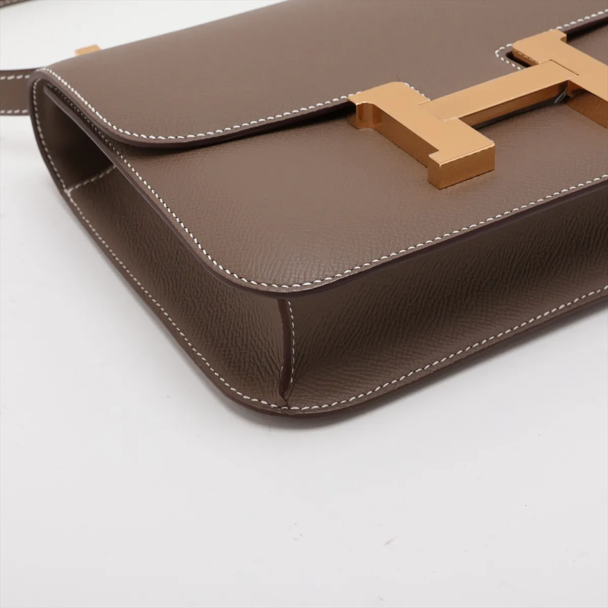 [Individually packaged] Hermes Constance 24 Miroir Veau Epsom Etoupe Gold Hardware B: 2023 with mirror — view 4