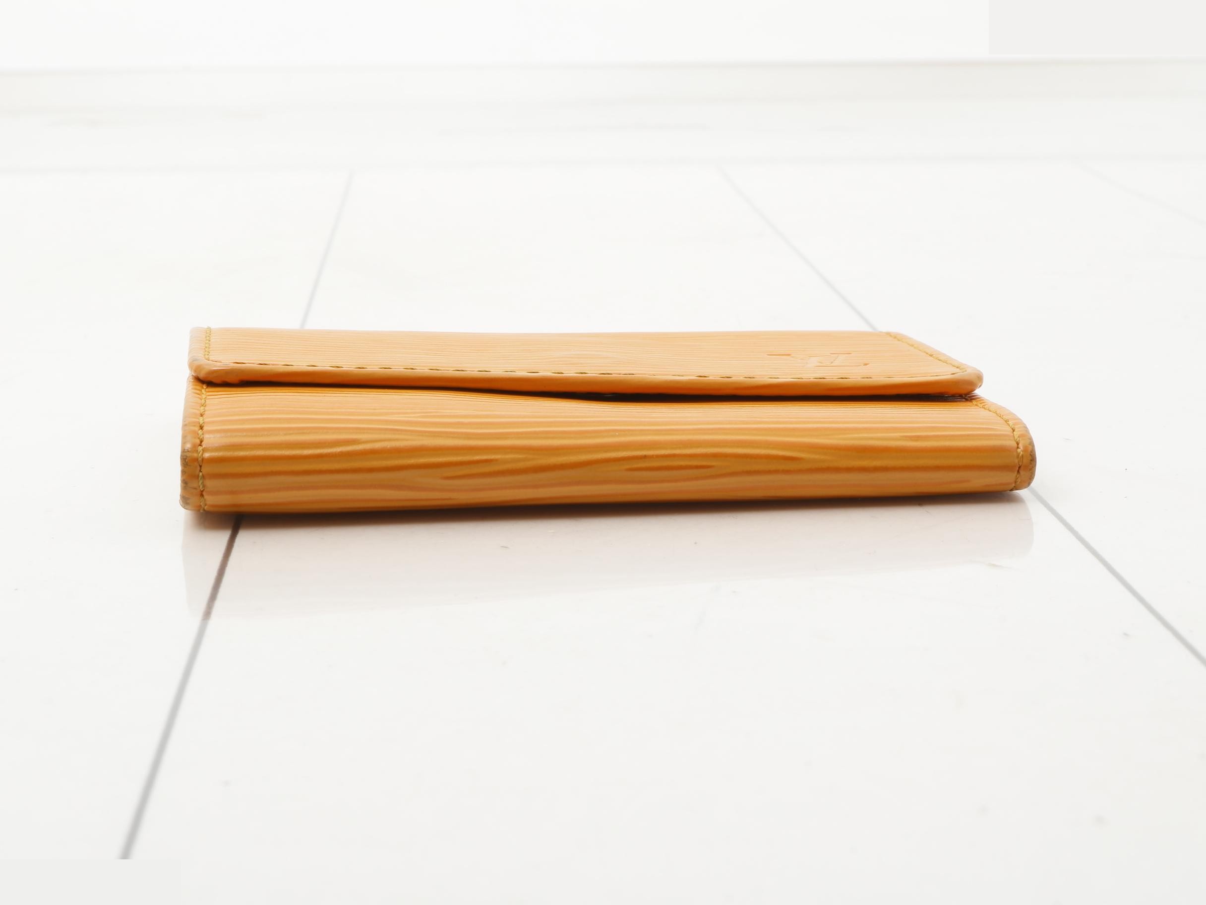 Mandarin Key Case — view 3