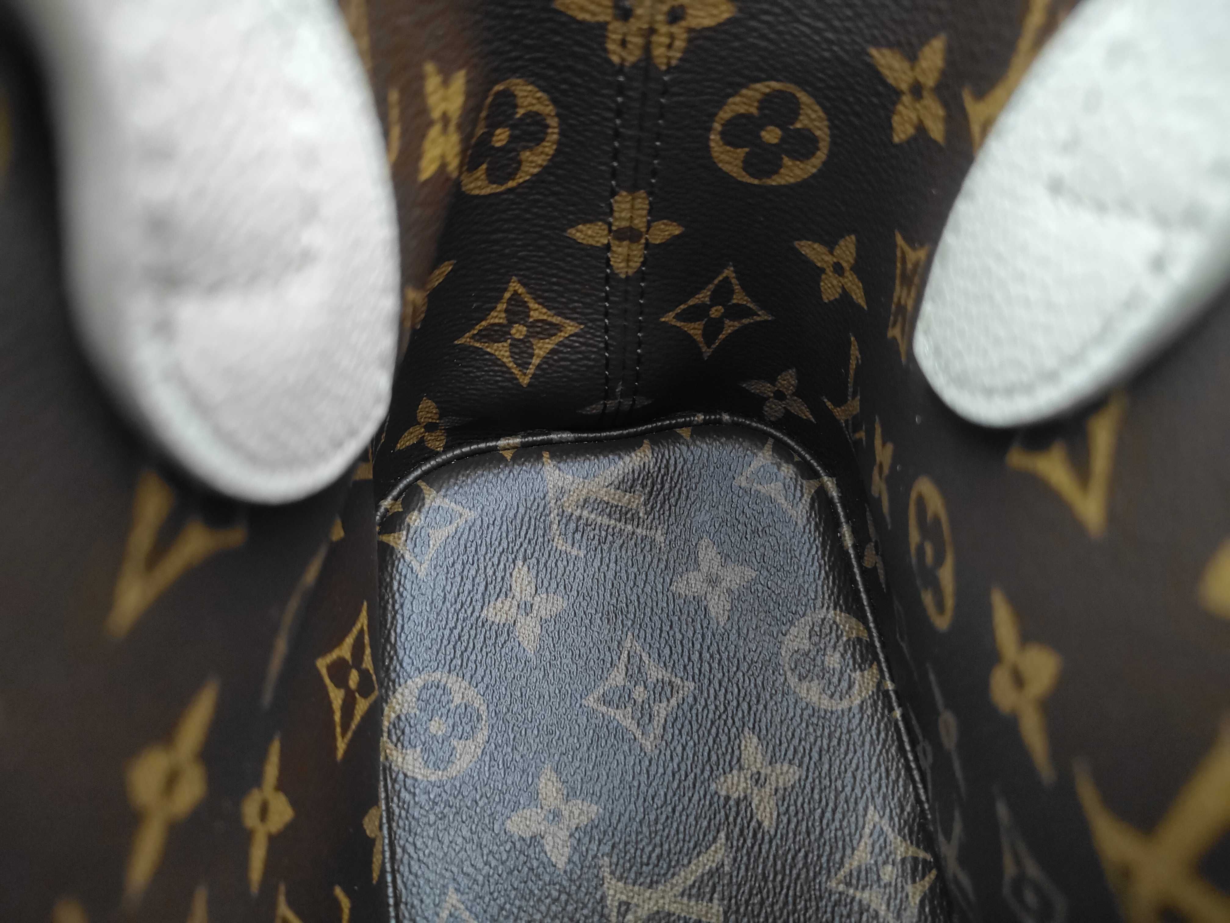Neverfull Inside Out BB Reversible Limestone/Monogram Tote Bag M25657 (RFID verified) — view 13