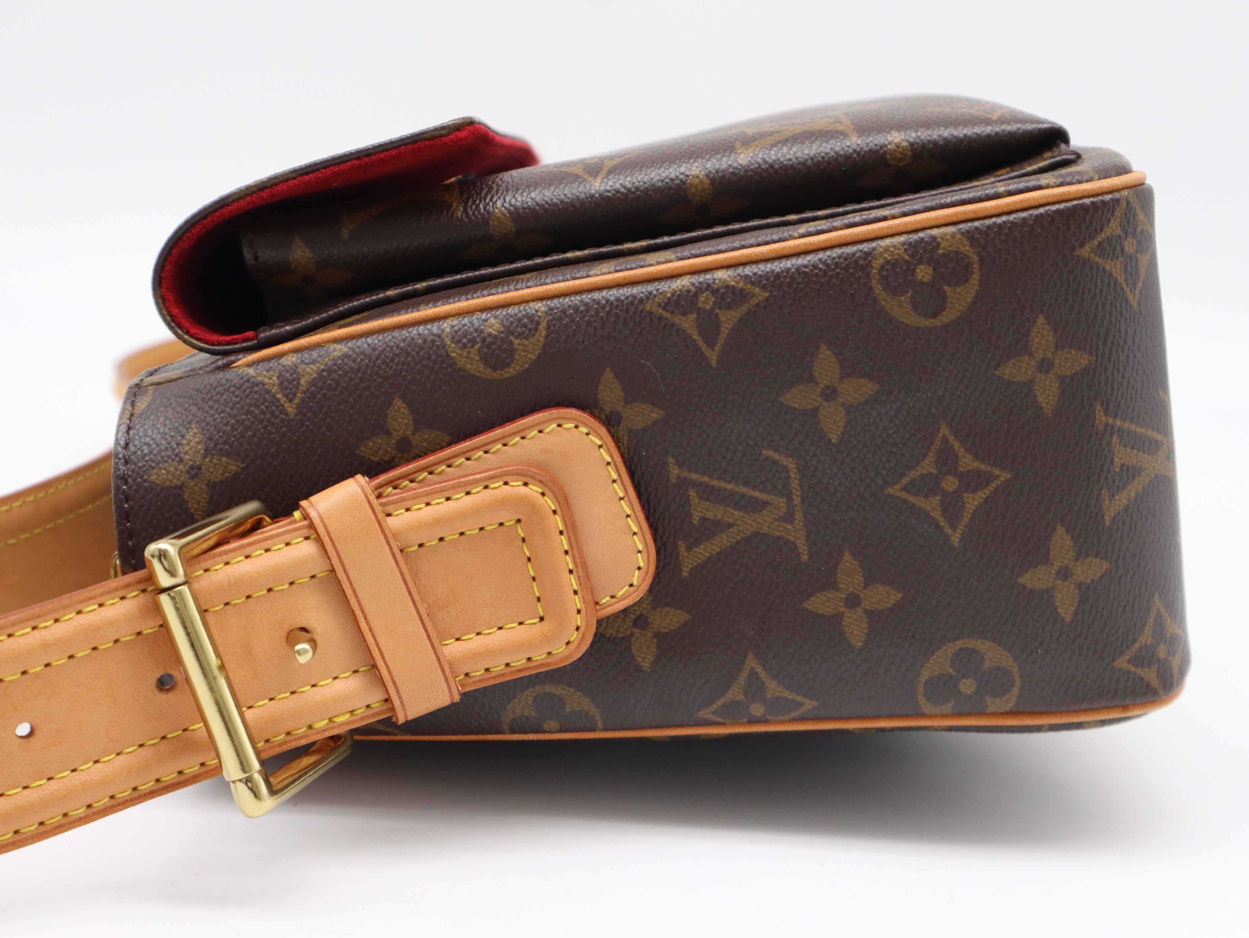 M51163 Monogram Viva Cite GM Shoulder Bag — view 3