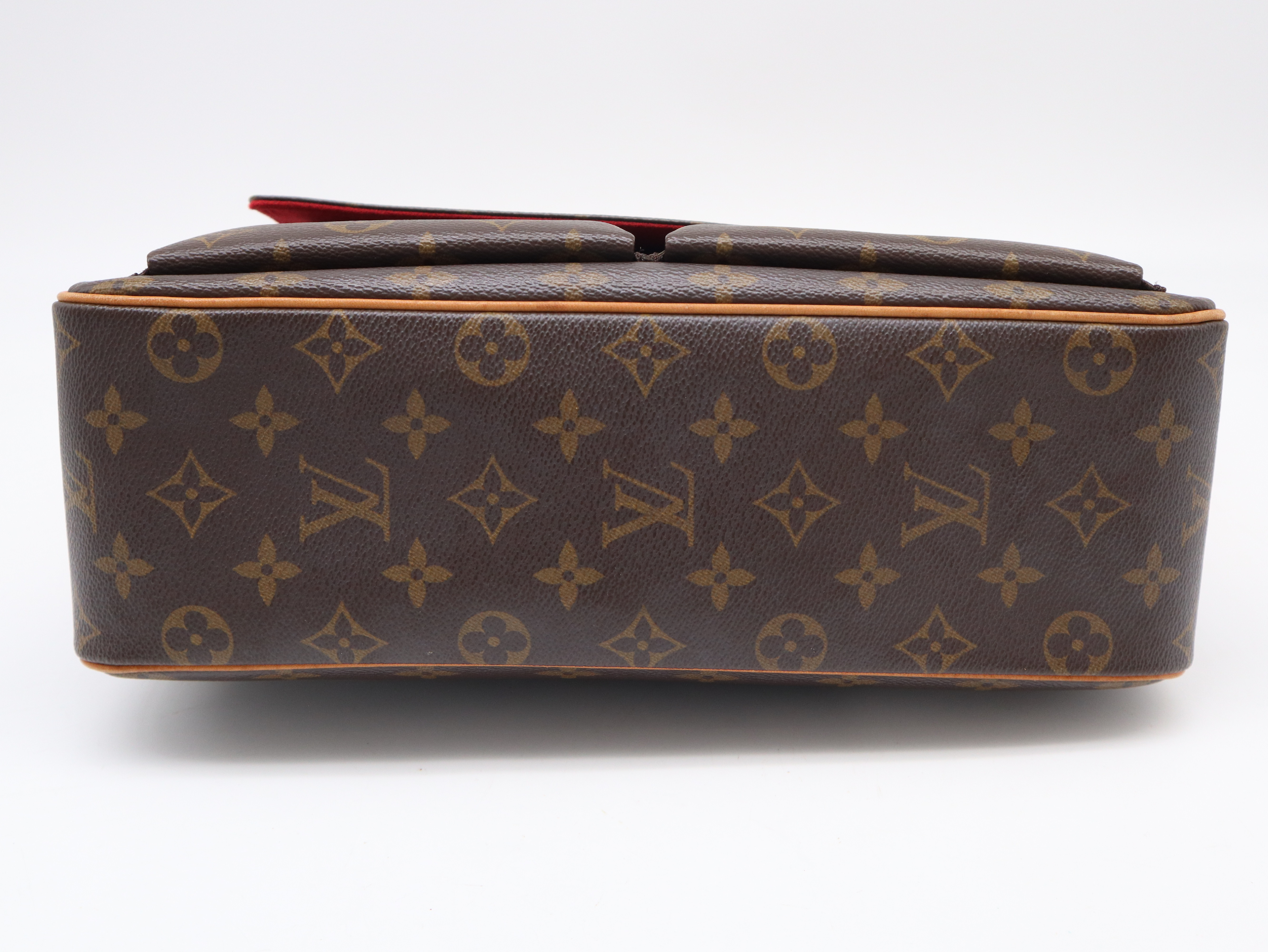 M51163 Monogram Viva Cite GM Shoulder Bag — view 5