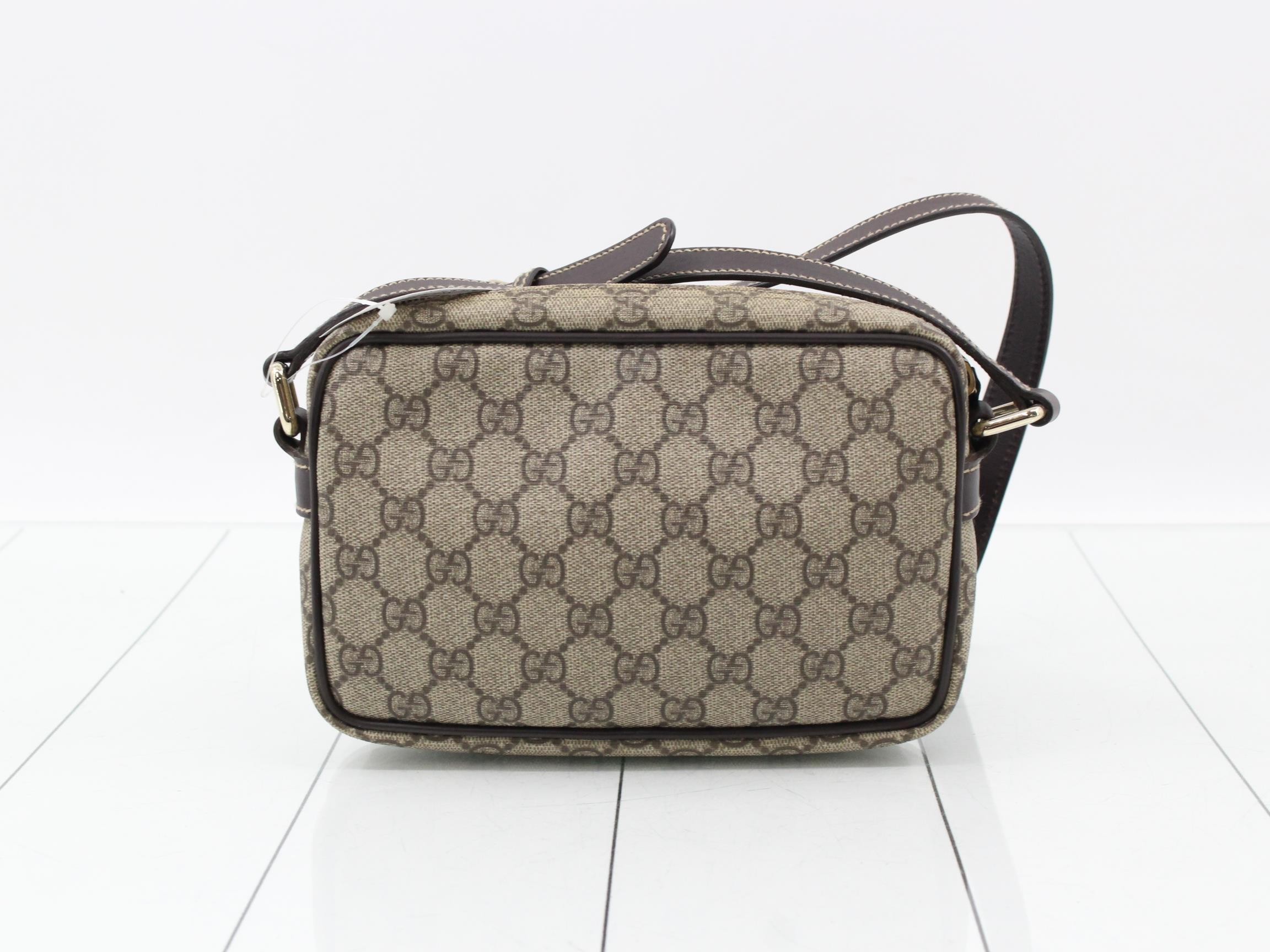 GG Supreme Shoulder Bag — view 2