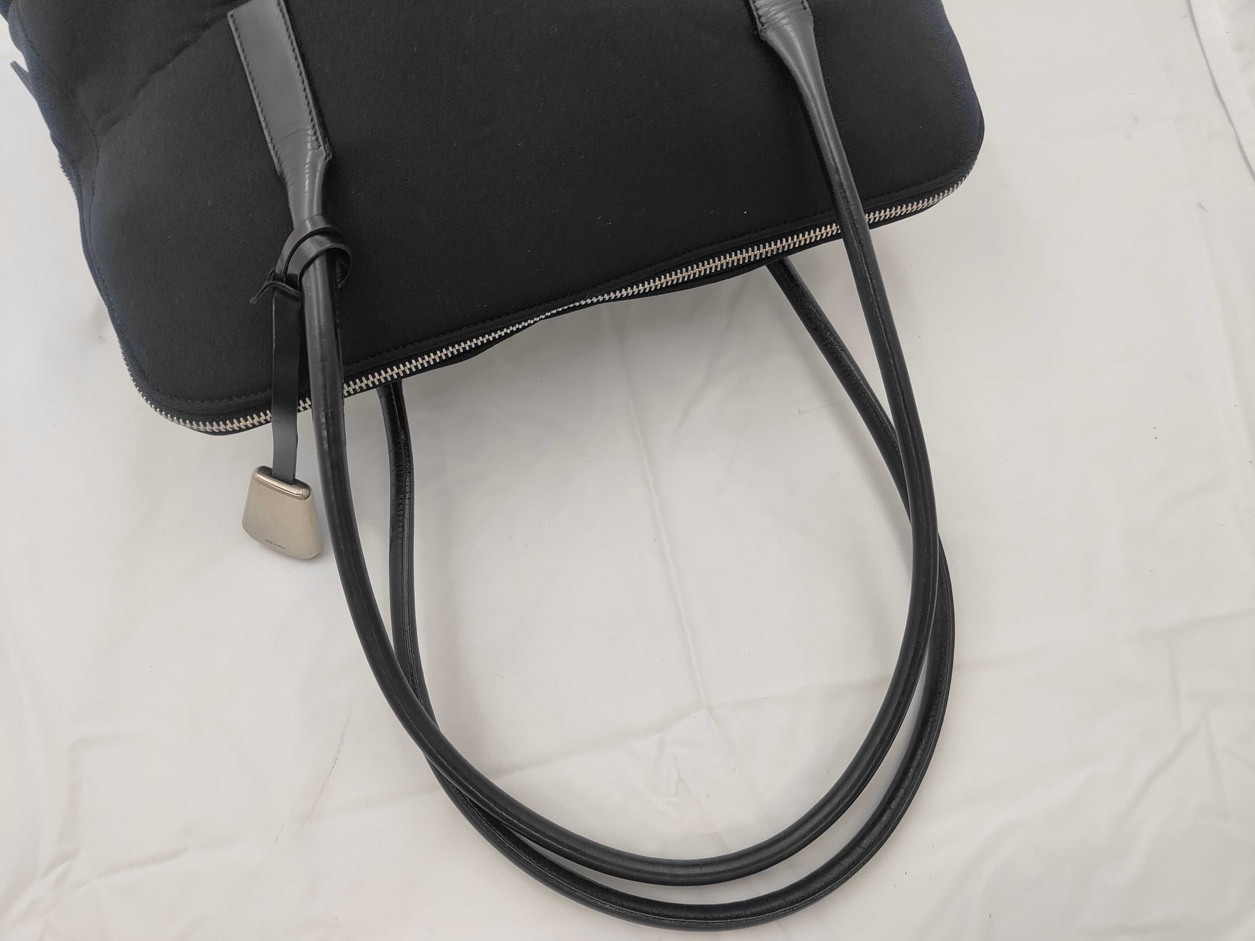 Neoprene Handbag, Black, B9483 Tote Bag — view 3