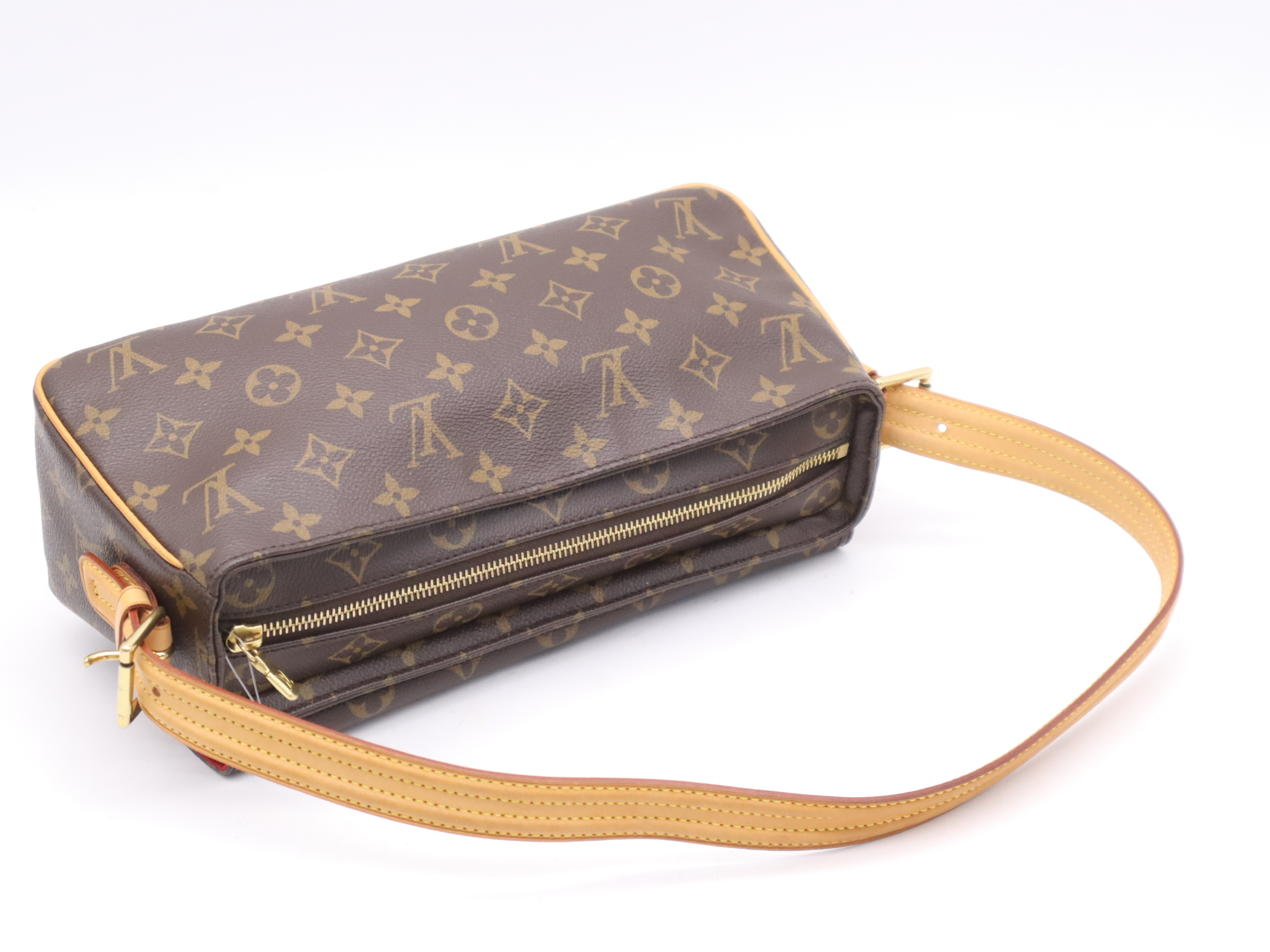M51164 Monogram Viva Cite MM Shoulder Bag — view 6