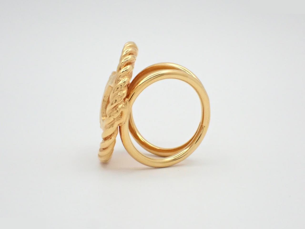 Other lines: Small items, accessories, scarves, rings — view 3