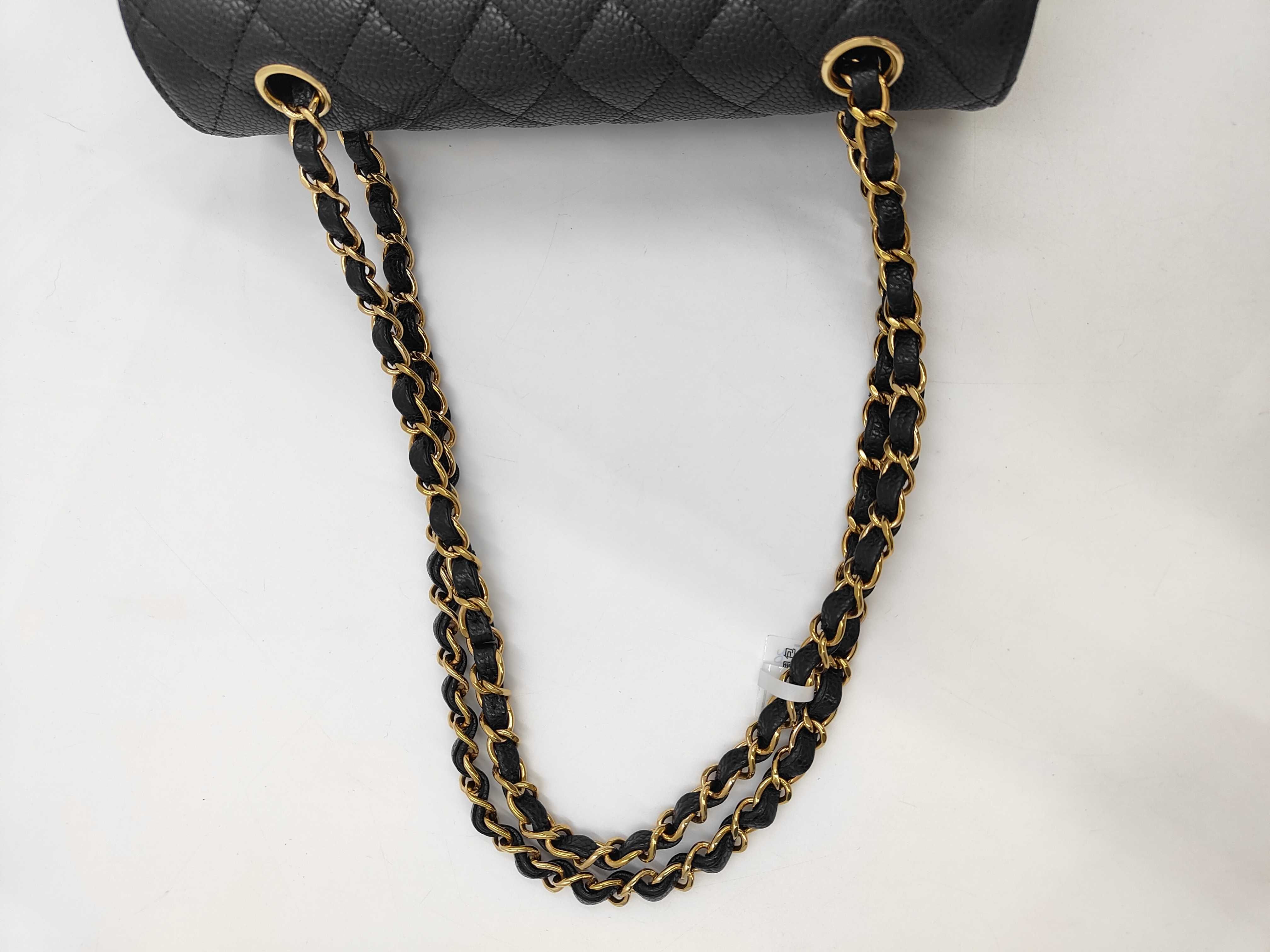 Matelassé 23 Small Caviar Skin Double Flap Black Ceiling Plate Gold Hardware A 01113 Shoulder Bag — view 3